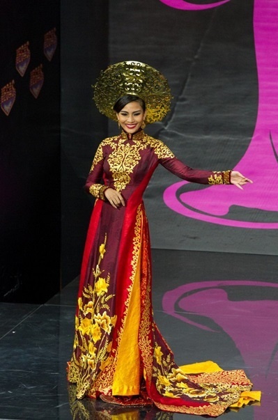 Trang phục dân tộc Miss Universe Hoa hậu Hoàn vũ ảnh 6 Trang phuc dan toc Miss Universe Hoa hau Hoan vu anh 6
