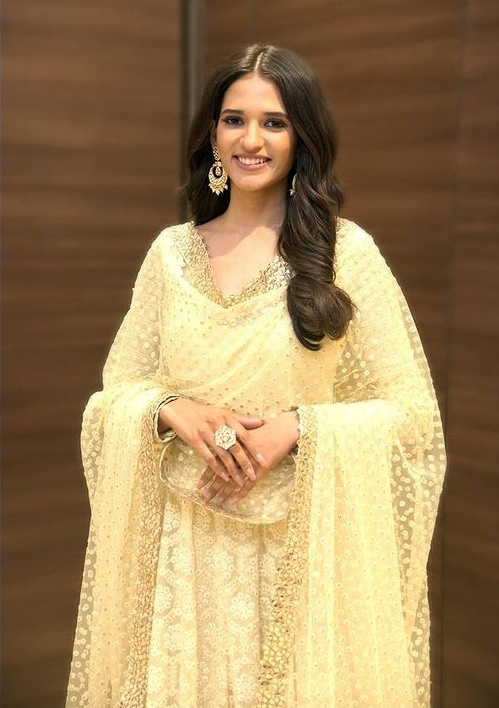 Hoa hau Hoa binh An Do Manika Sheokand anh 9