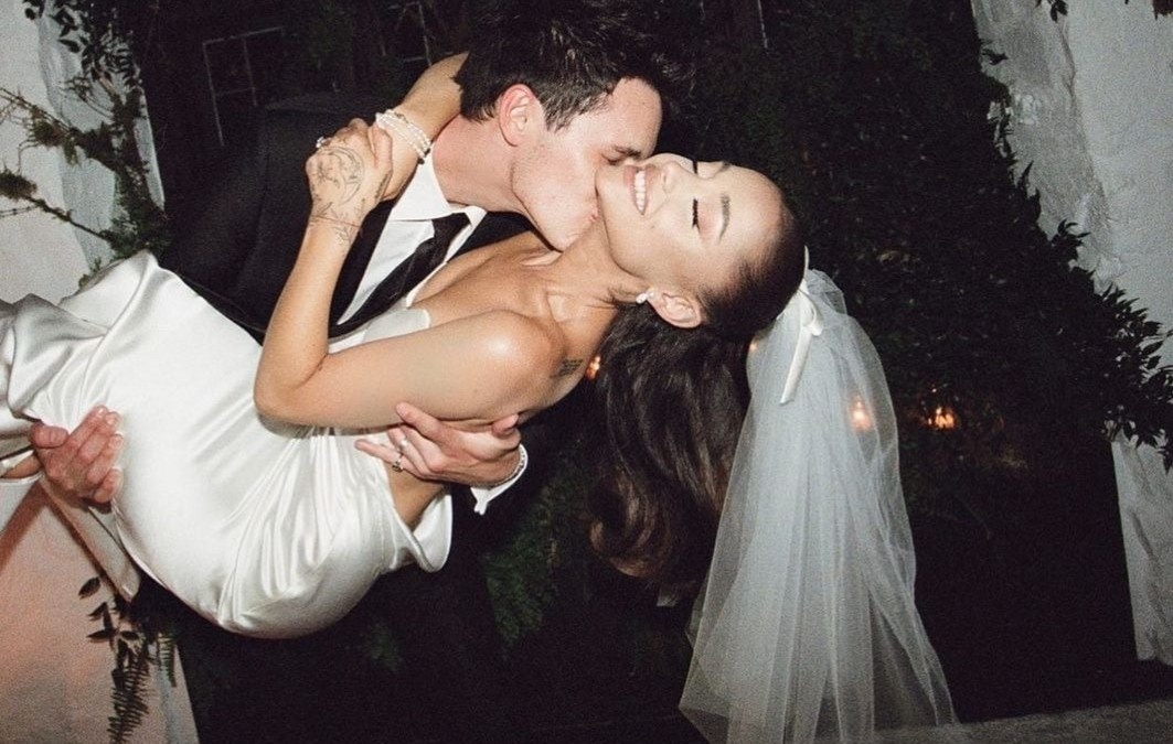 Anh cuoi cua Ariana Grande hinh anh