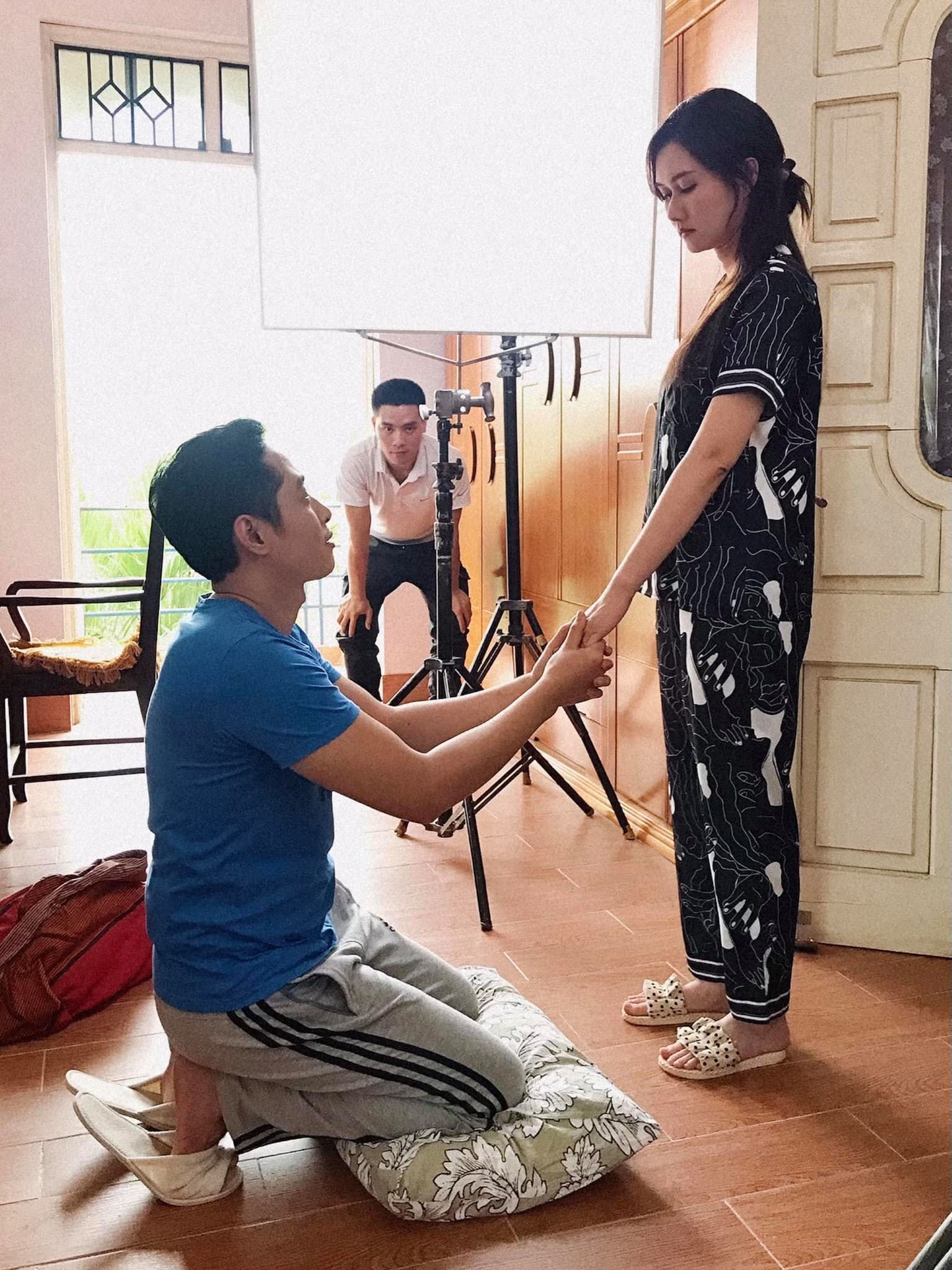 Mạnh Hưng chuyên trị vai đểu ảnh 2 Manh Hung chuyen tri vai deu anh 2