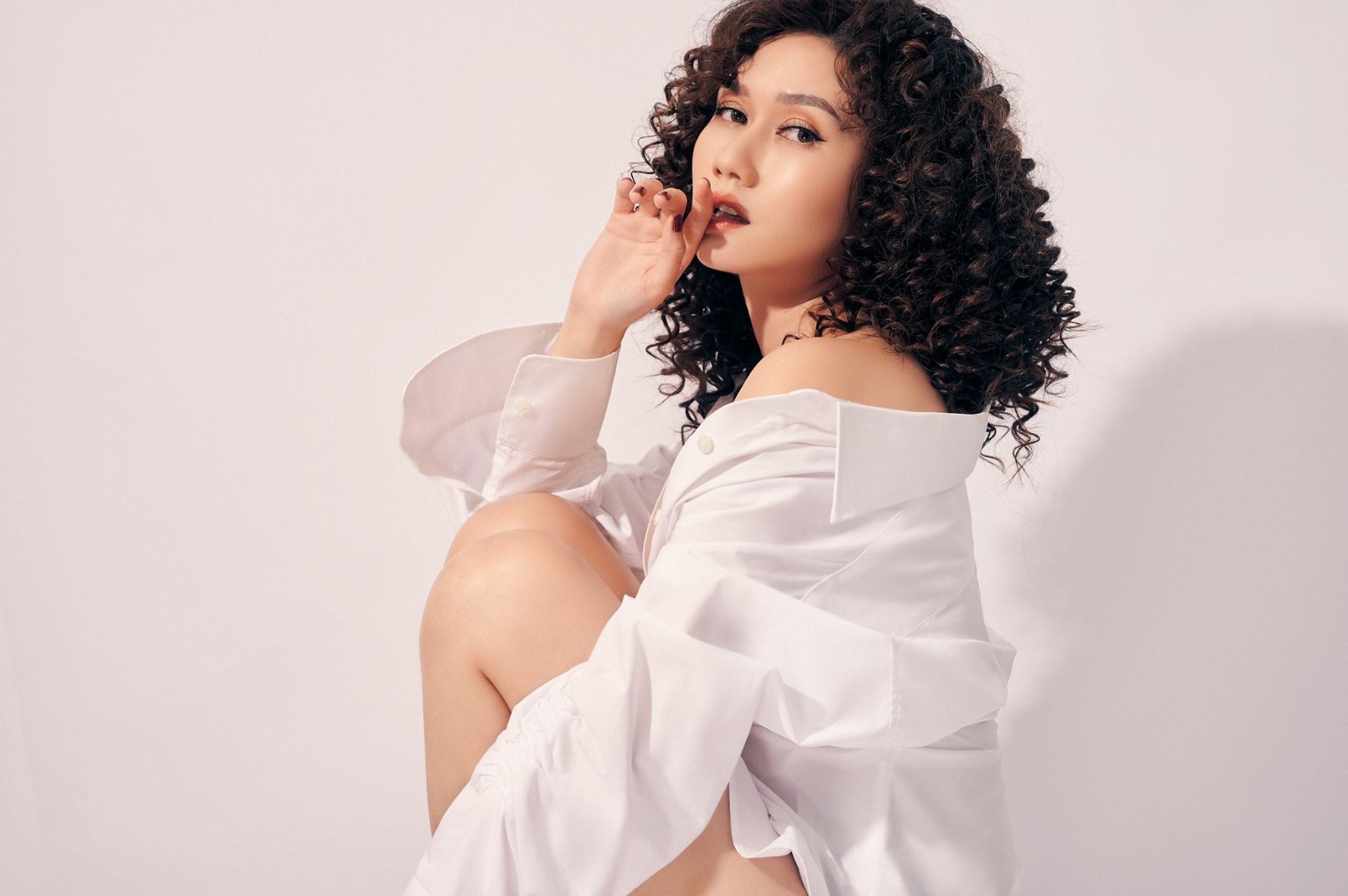 Huong Giang Mua hoa tim lai anh 11