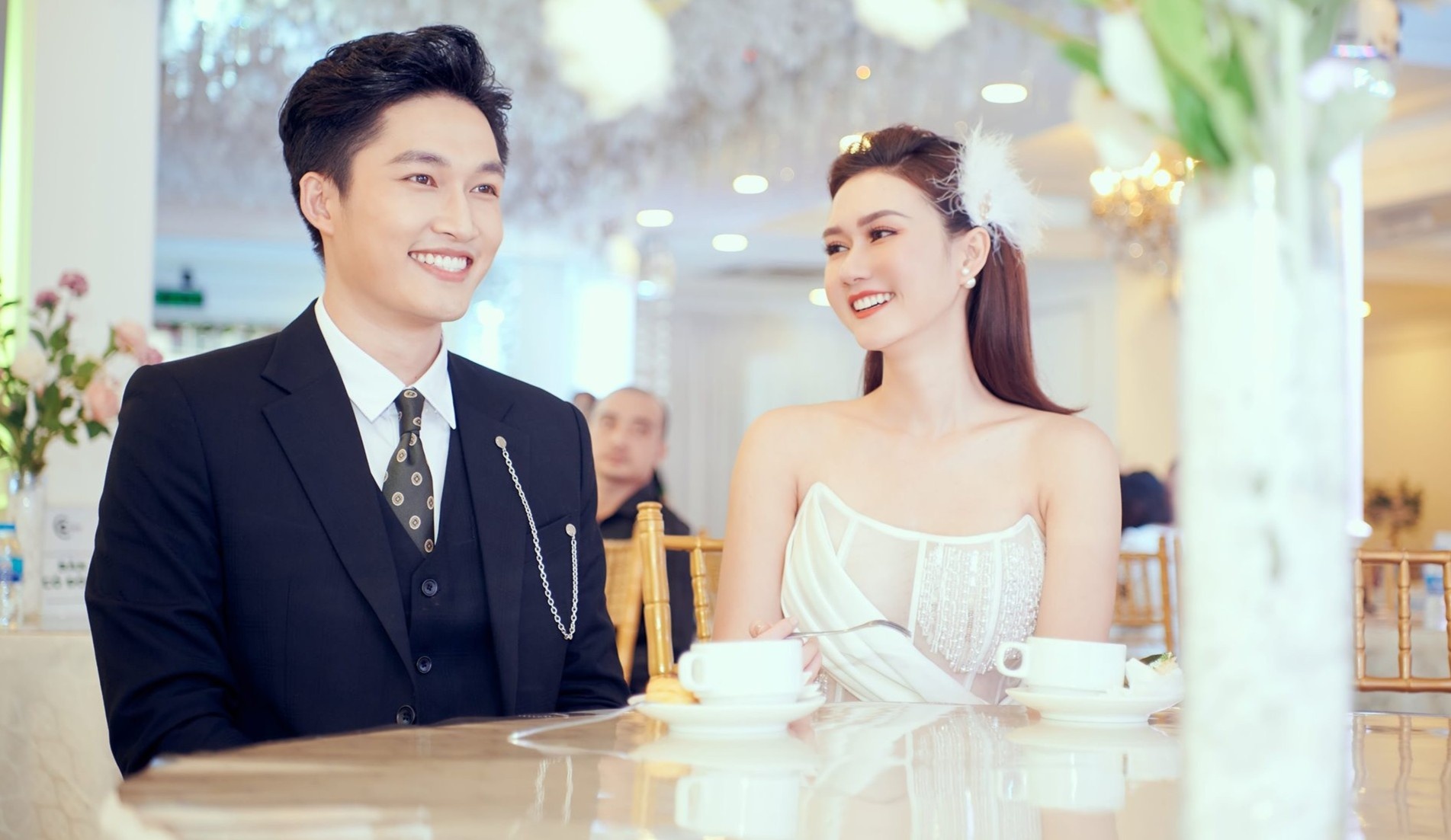 Huong Giang Mua hoa tim lai Dinh Tu anh 2