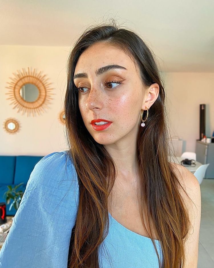 Hoa hau Hoa binh Phap 2021 anh 10