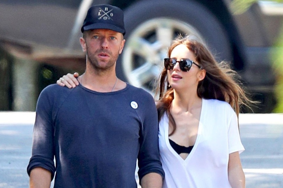 My nhan '50 sac thai' du lich Tay Ban Nha cung ban trai hinh anh