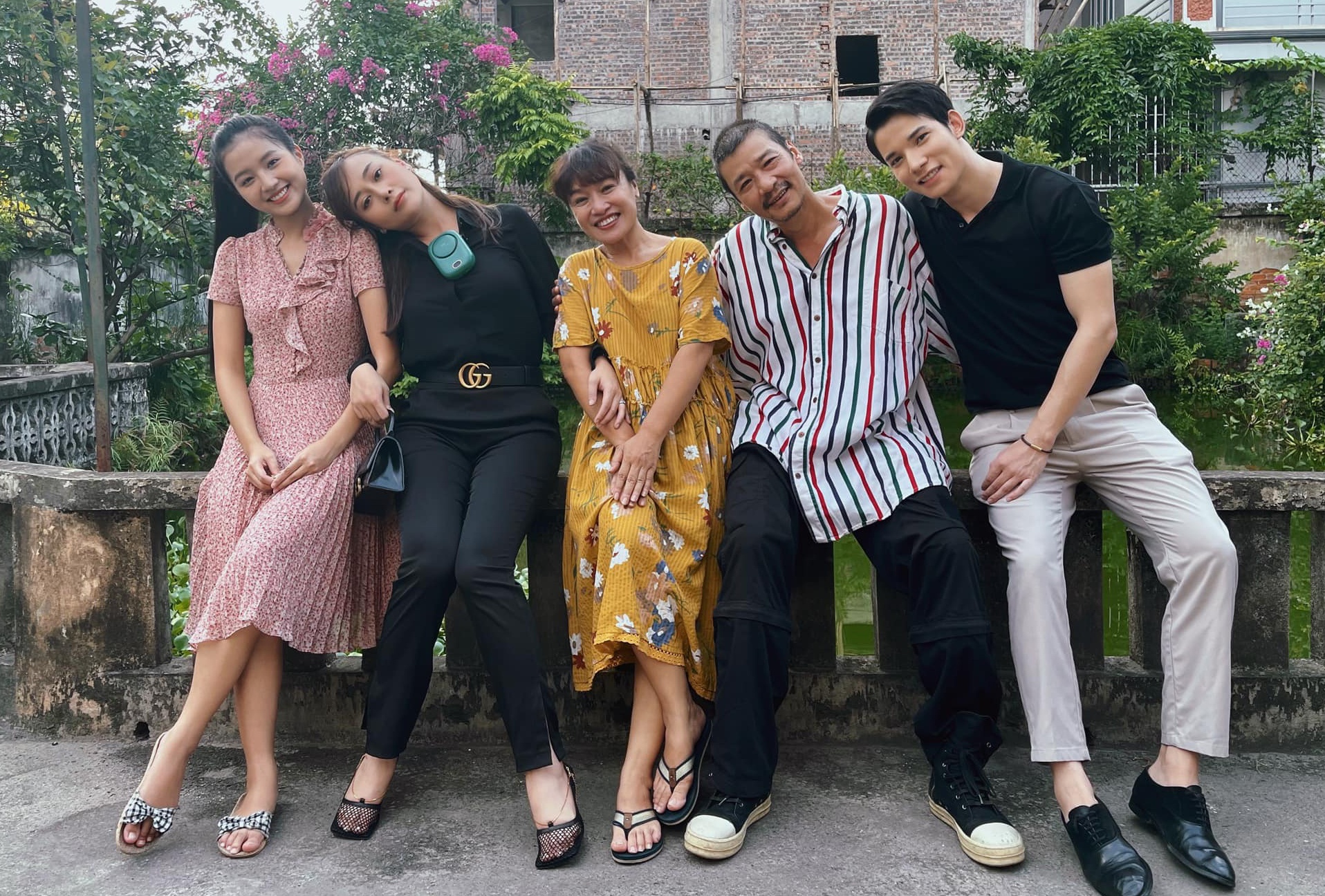 Bich Ngoc Huong vi tinh than anh 2