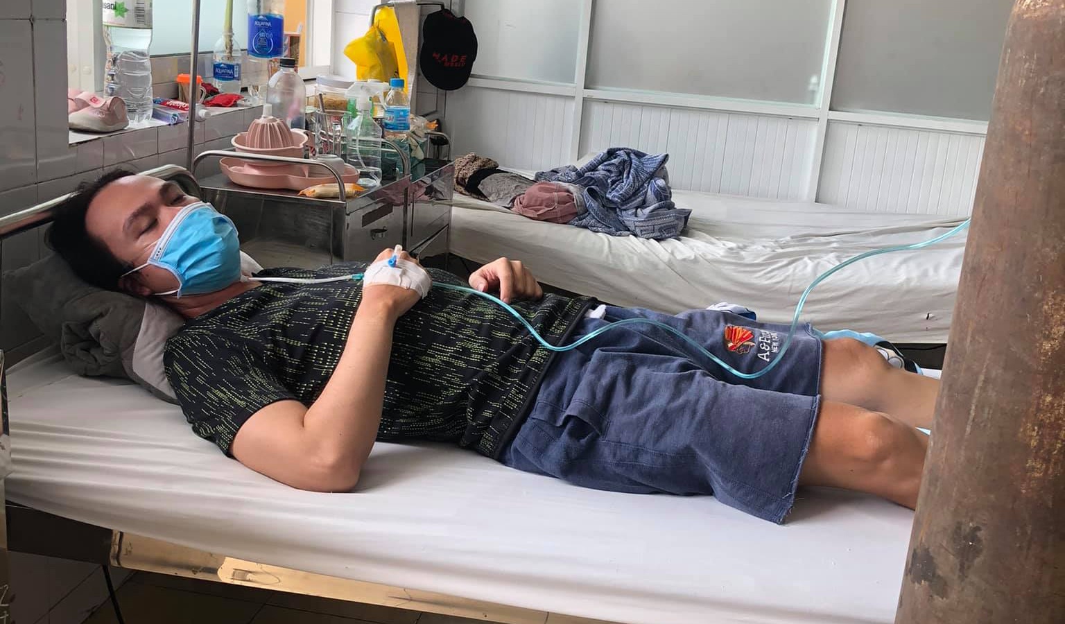 Nghe si chien thang Covid-19 anh 1