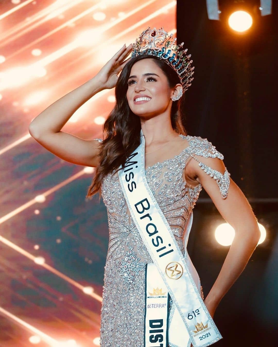 Hoa hau The gioi Miss World 2021 anh 1