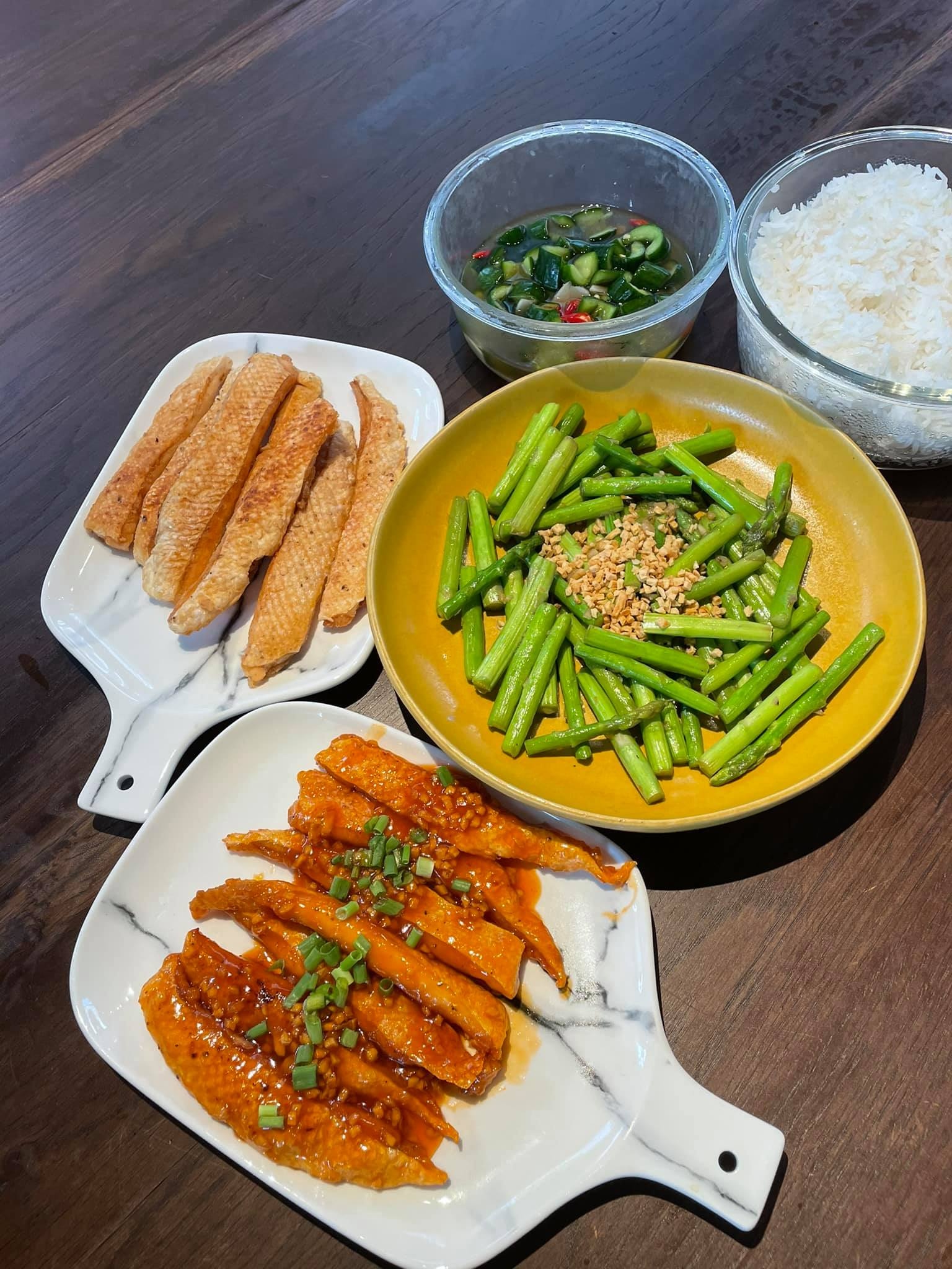 Sao Viet vao bep mua dich anh 12