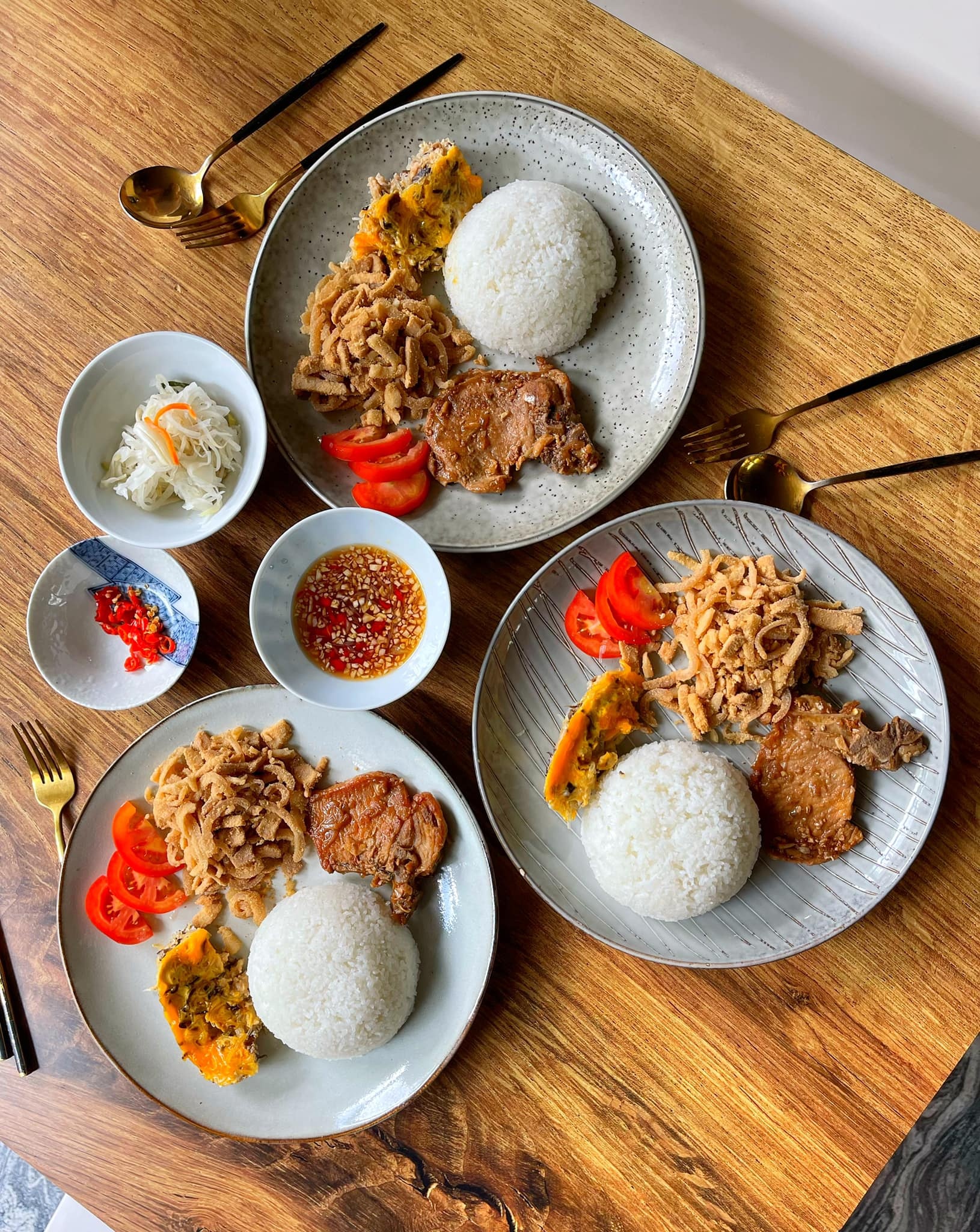 Sao Viet vao bep mua dich anh 17