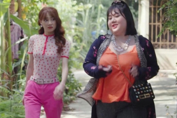 Trang phuc trong phim gay tranh cai cua dien vien Viet hinh anh