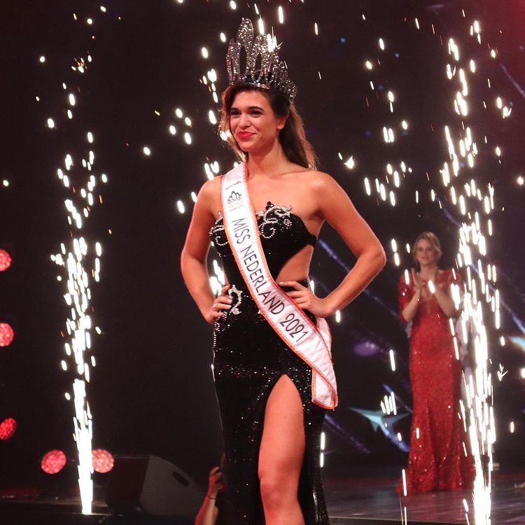 Hoa hau Hoan vu 2021 Miss Universe anh 2