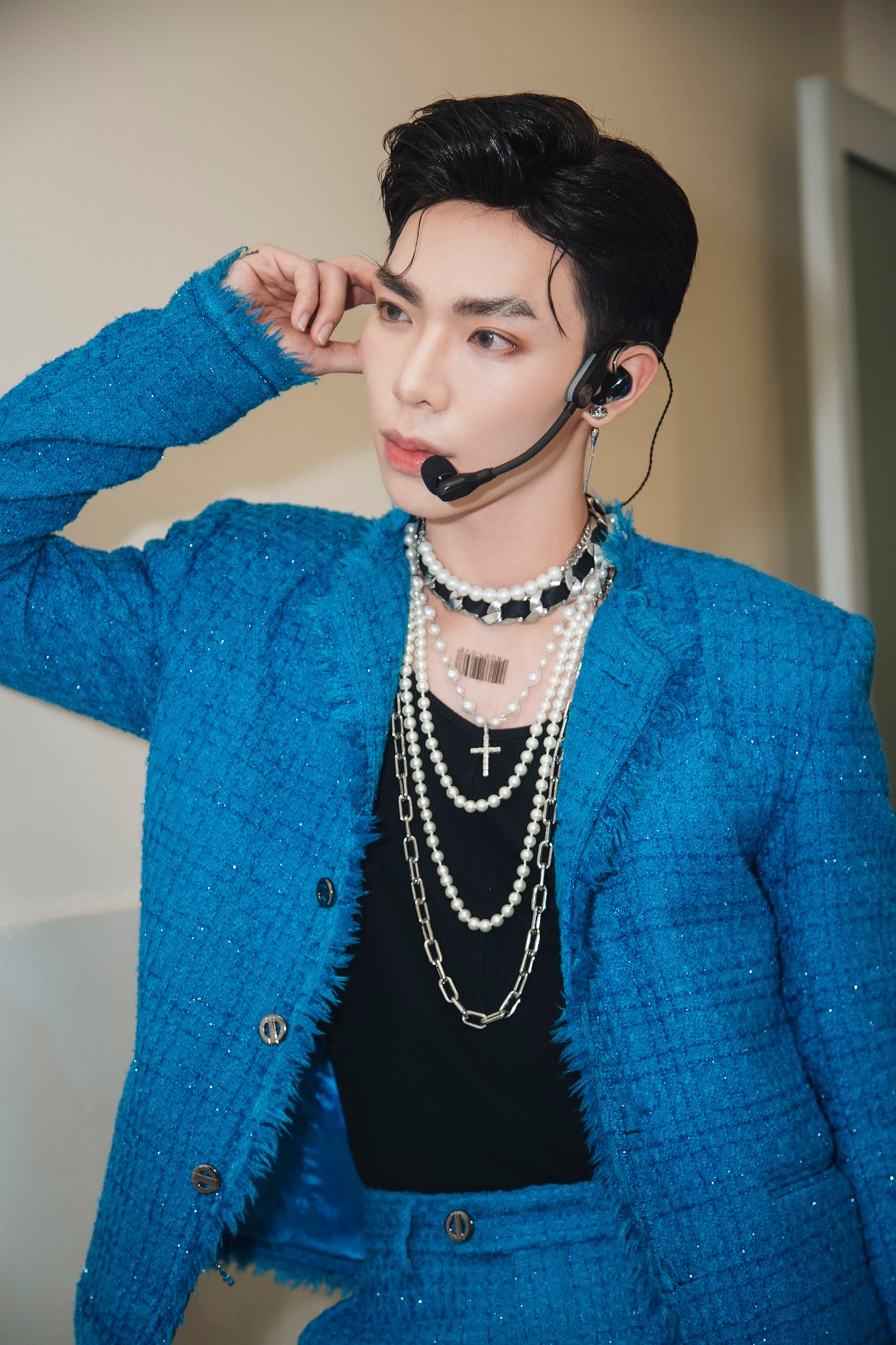 Erik thu am mua dich anh 1