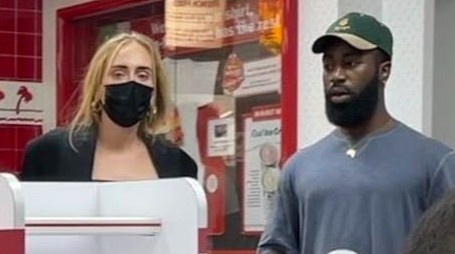 Adele hen ho ban trai Rich Paul hinh anh