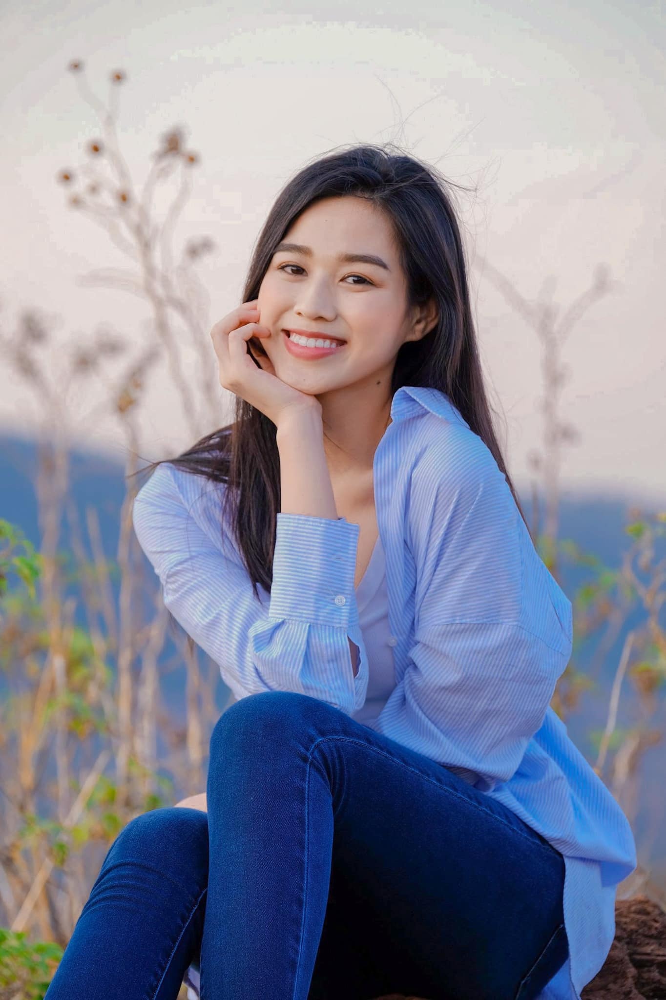 Nguoi dep Viet thi quoc te Kim Duyen Do Thi Ha anh 10