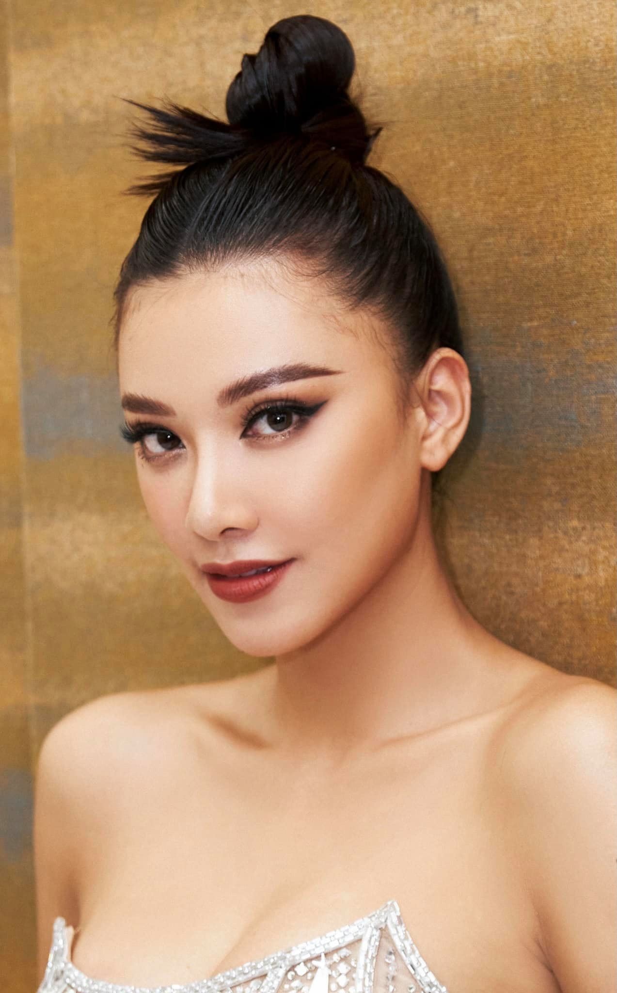 Nguoi dep Viet thi quoc te Kim Duyen Do Thi Ha anh 13