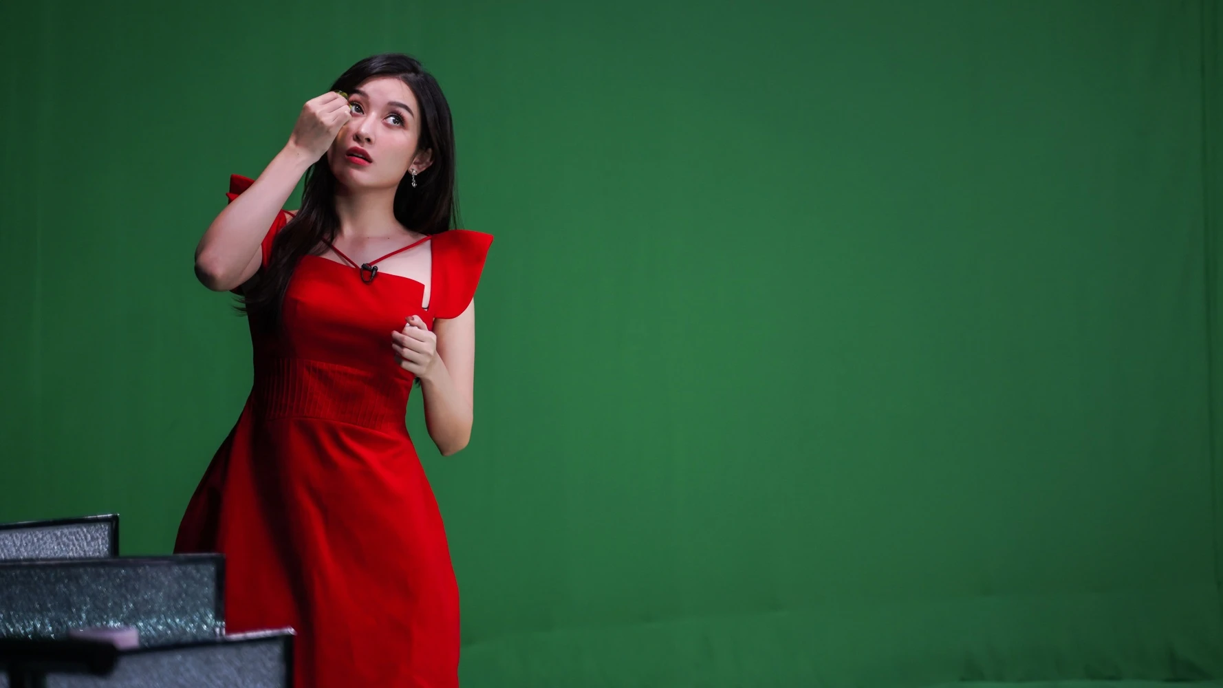 A hau Huyen My MC the thao anh 8