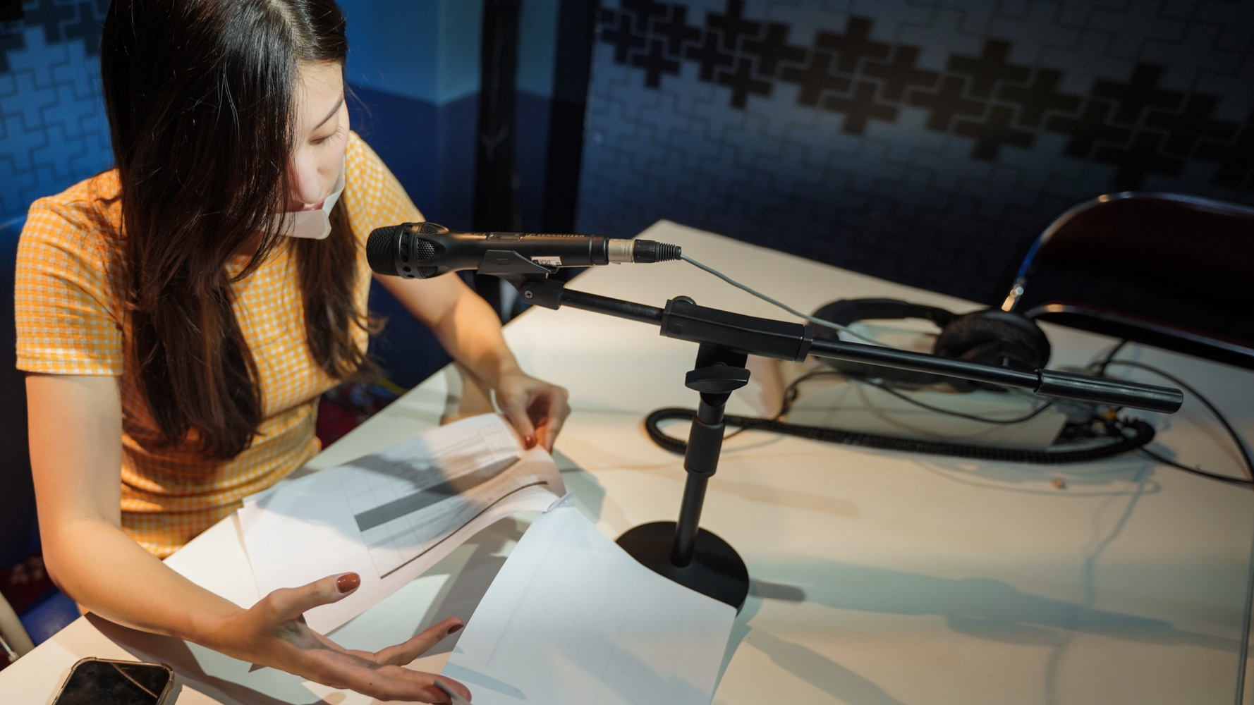 A hau Huyen My MC the thao anh 17