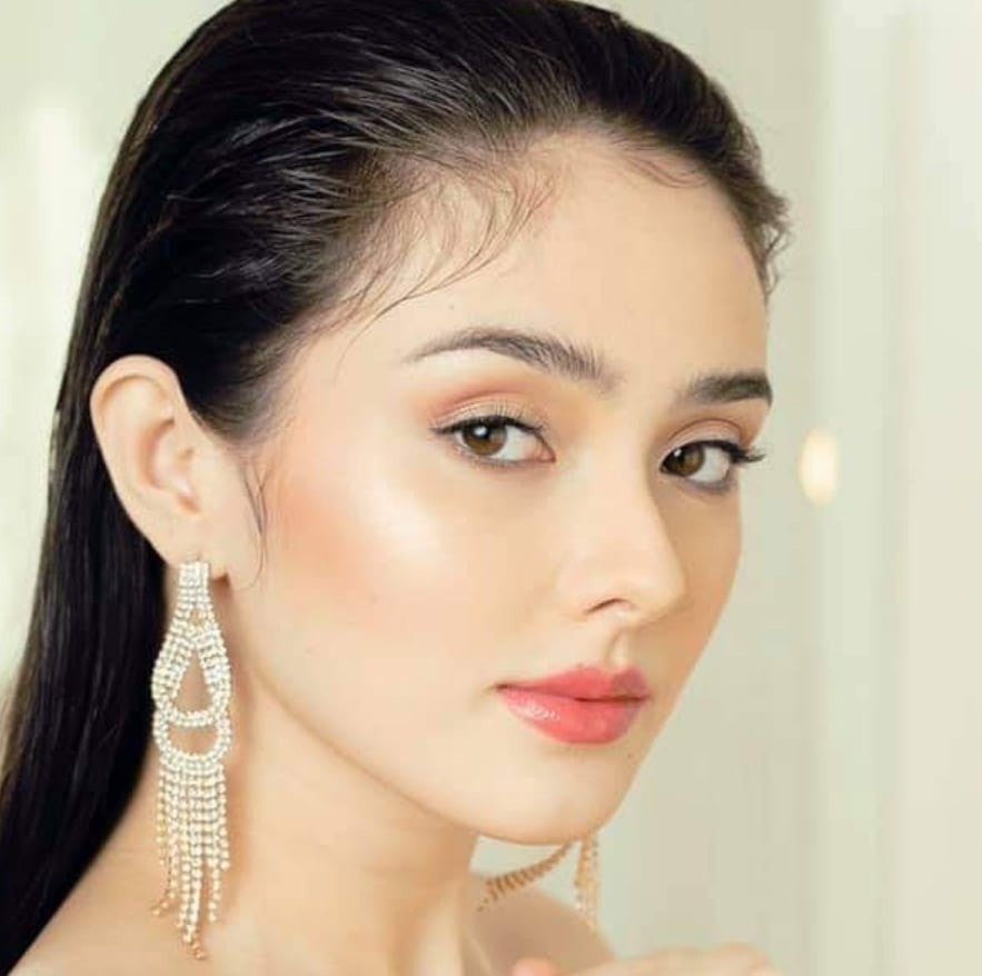 Á hậu Philippines từ bỏ danh hiệu Ganiel Krishnan ảnh 2 A hau Philippines tu bo danh hieu Ganiel Krishnan anh 2