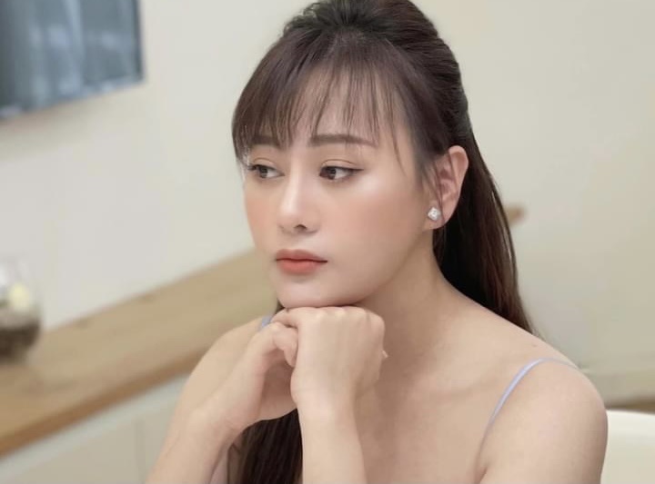 Phuong Oanh va Thu Quynh giua nhung khen che hinh anh