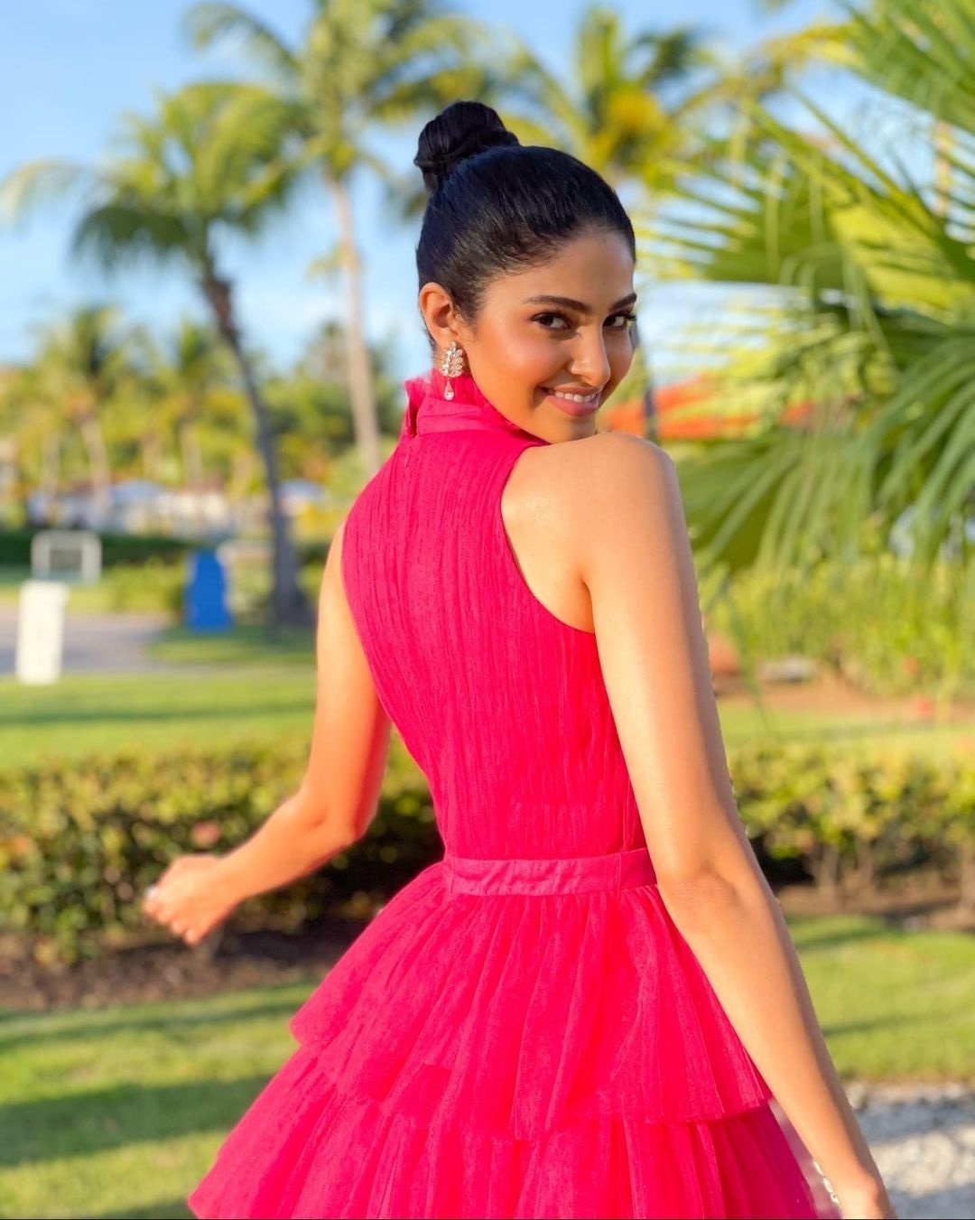 Hoa hau The gioi 2021 Do Thi Ha anh 8