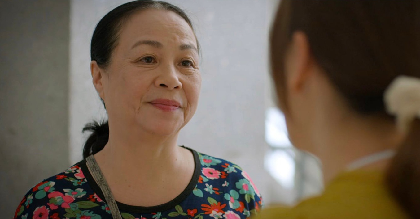 NSND Lan Huong me chong Thuong ngay nang ve anh 1