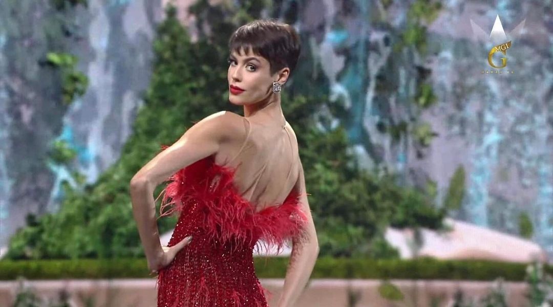 Thuy Tien ban ket Hoa hau Hoa binh 2021 anh 2