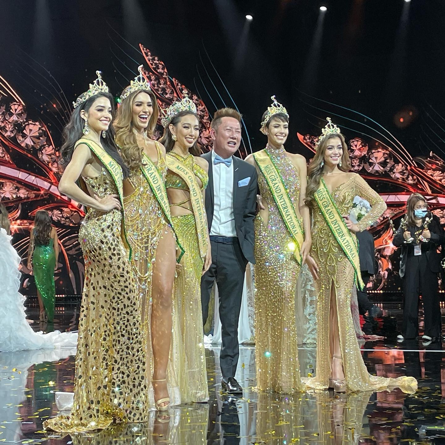 Hoa hau Hoa binh Quoc te Thuy Tien anh 1