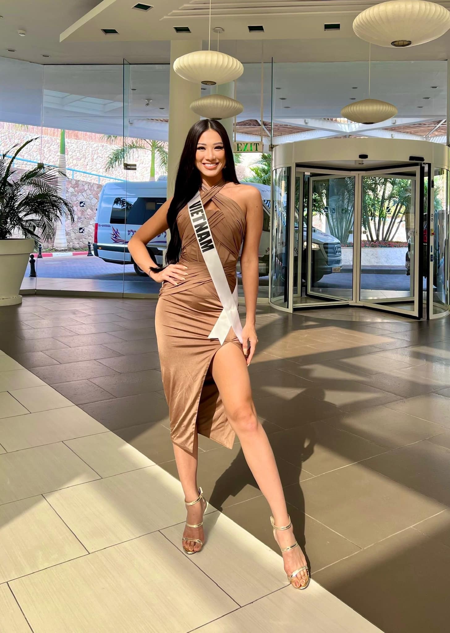 Kim Duyên Hoa hậu Hoàn vũ Miss Universe ảnh 2 Kim Duyen Hoa hau Hoan vu Miss Universe anh 2