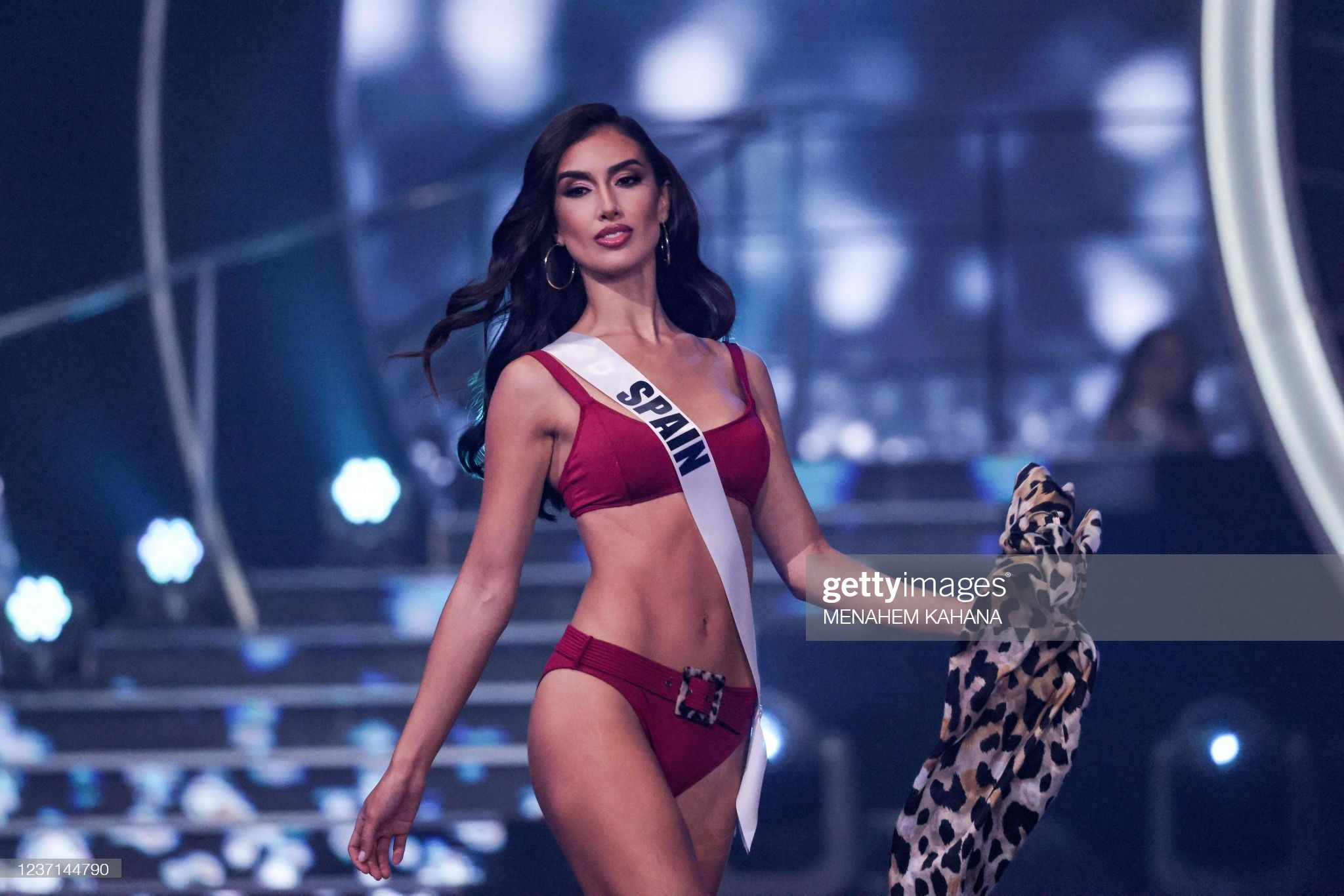 Hoa hau Hoan vu Kim Duyen anh 4