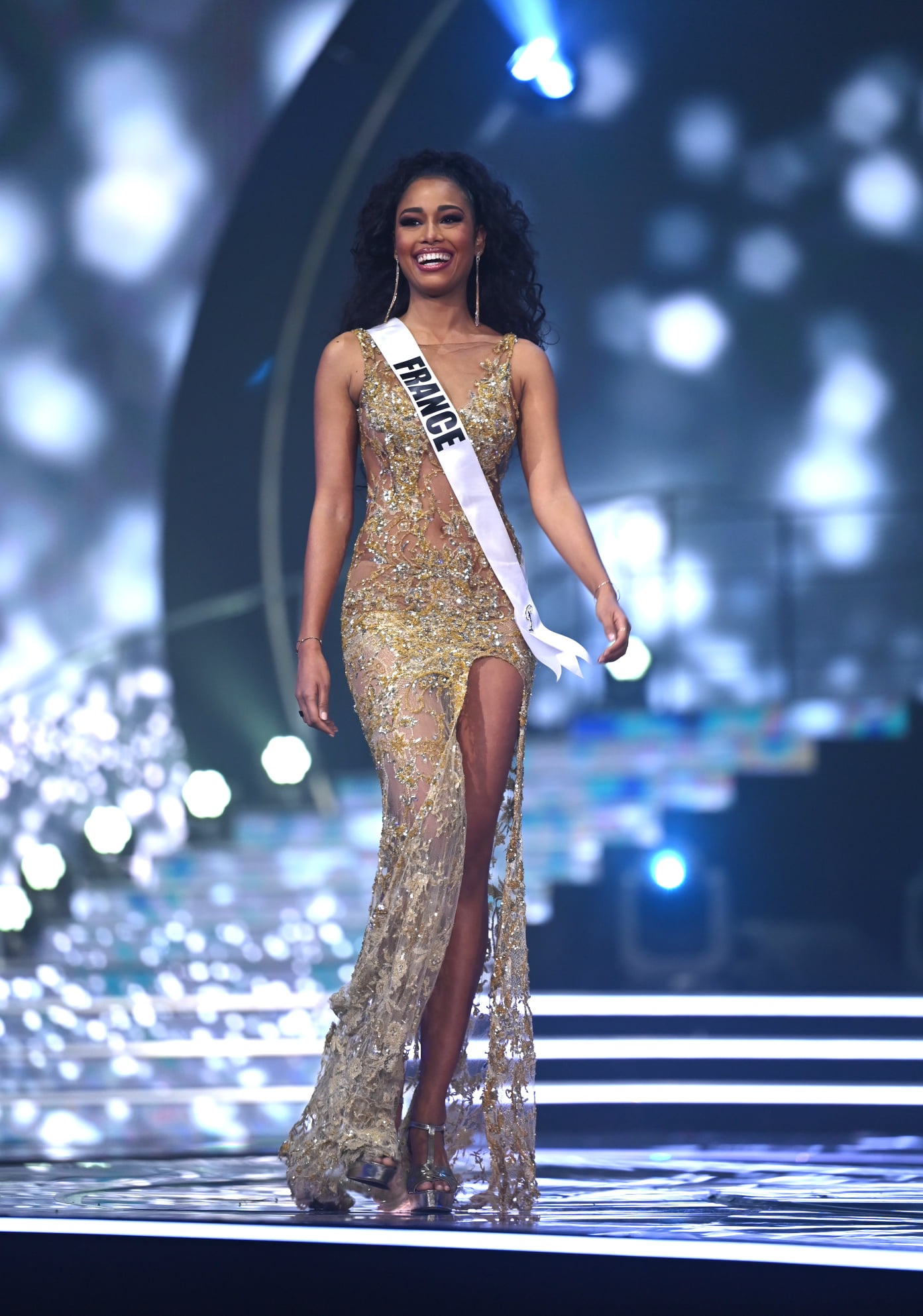 Kim Duyen chung ket Hoa hau Hoan vu anh 5