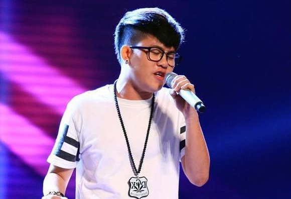 Pham Chi Thanh hat tren san khau X Factor hinh anh
