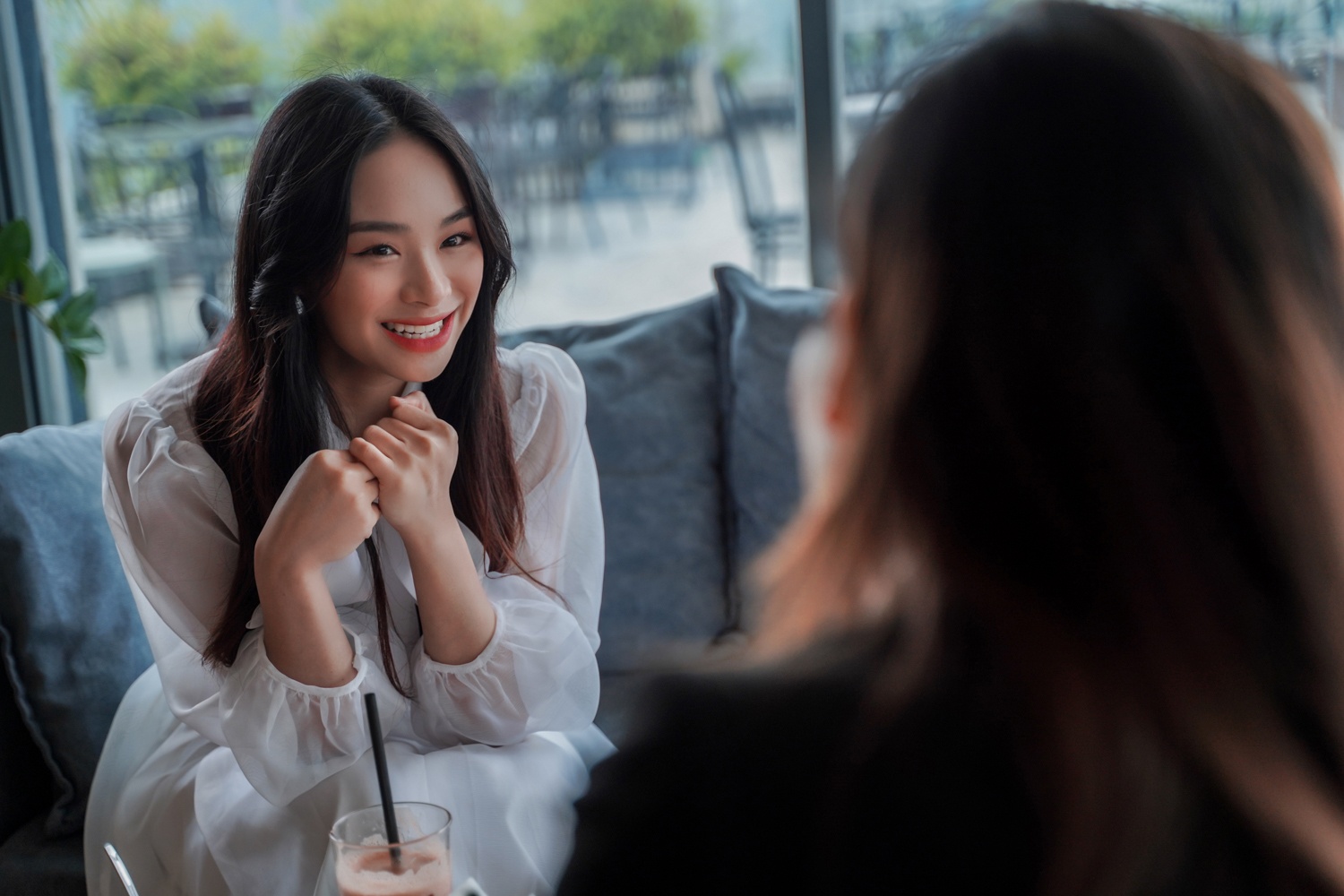 Minh Tra doi Thu Quynh Duong toi cau vong anh 2