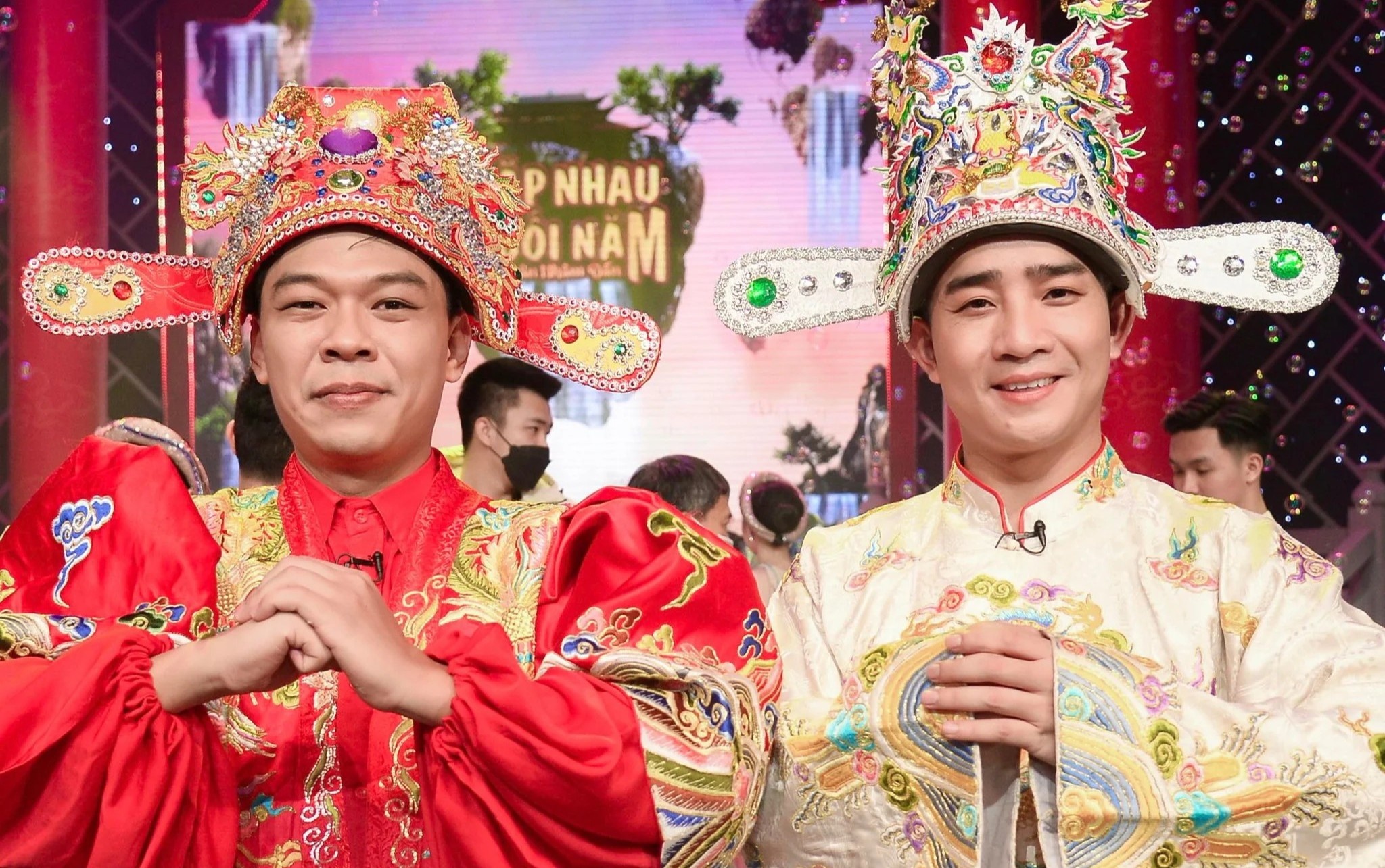 Lai mot mua Tao Quan gay tranh cai hinh anh