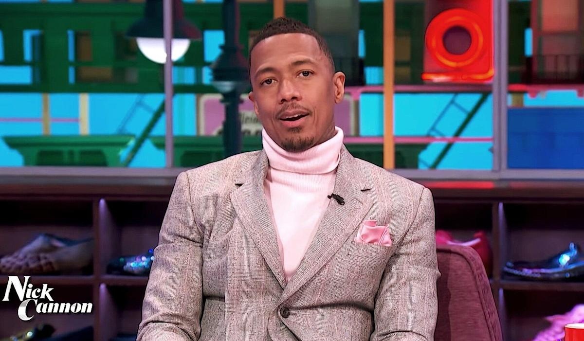 Nick Cannon xin loi anh 1