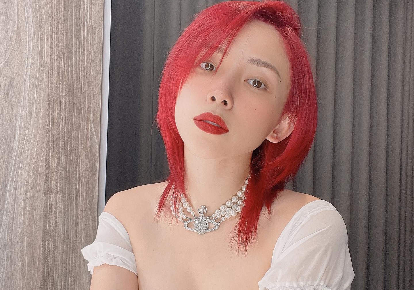 Toc Tien va Hoang Touliver mac Covid-19 hinh anh