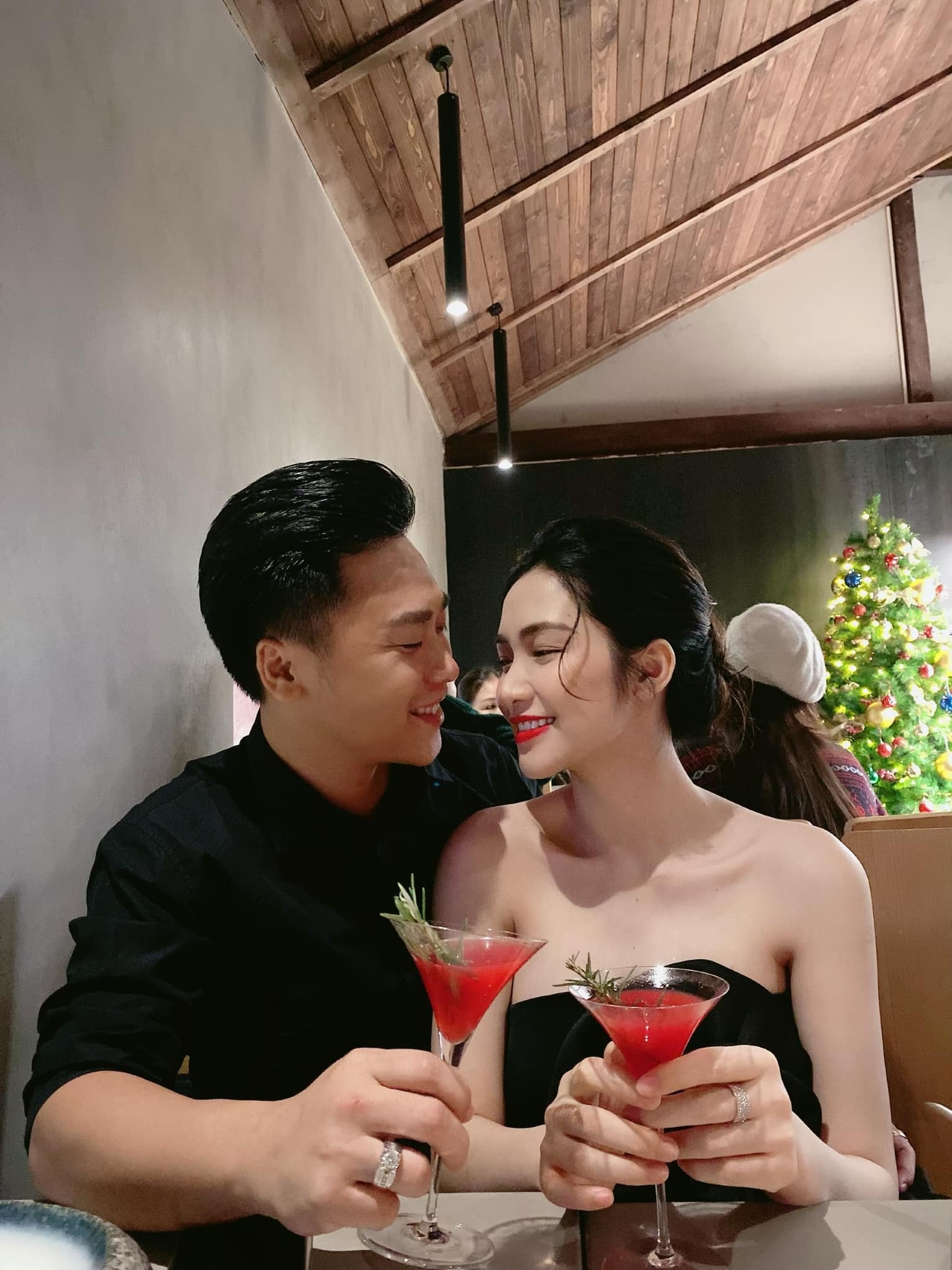 Hòa Minzy chia tay Minh Hải ảnh 2 Hoa Minzy chia tay Minh Hai anh 2