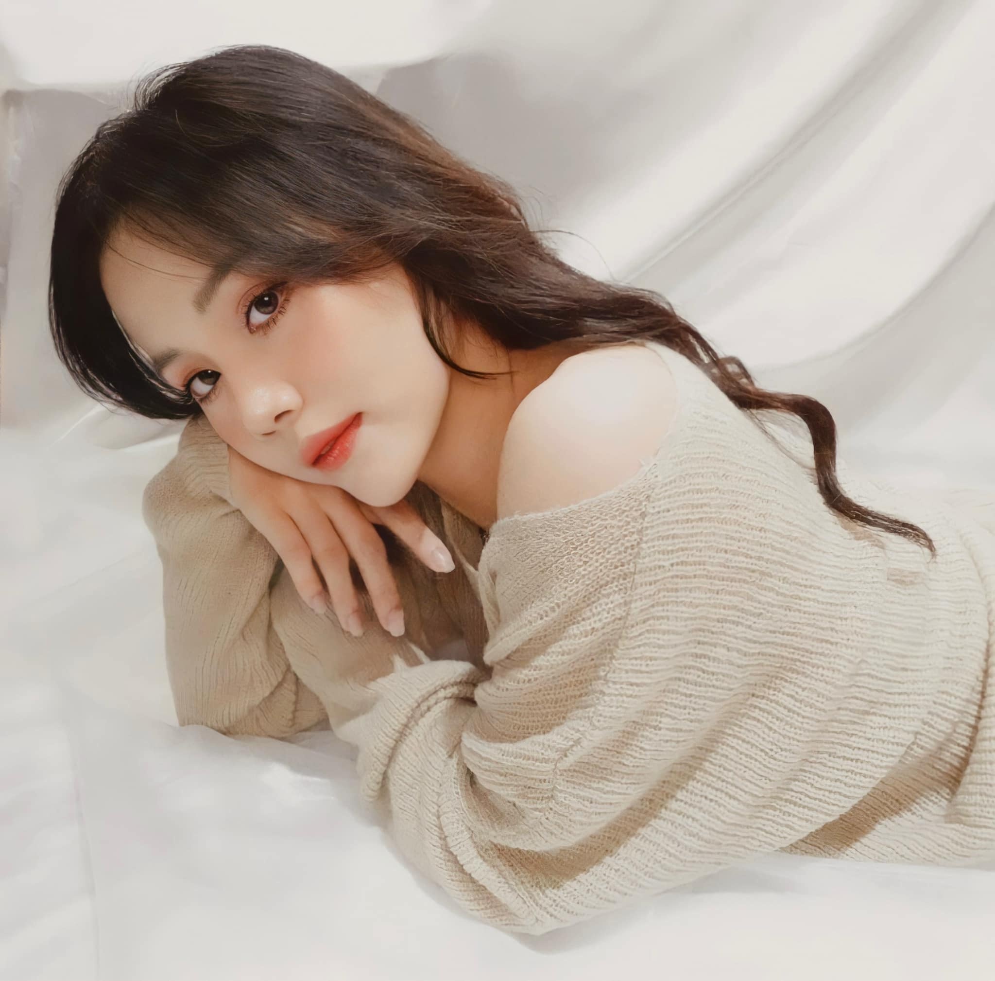 Minh Thu Pho trong lang anh 4