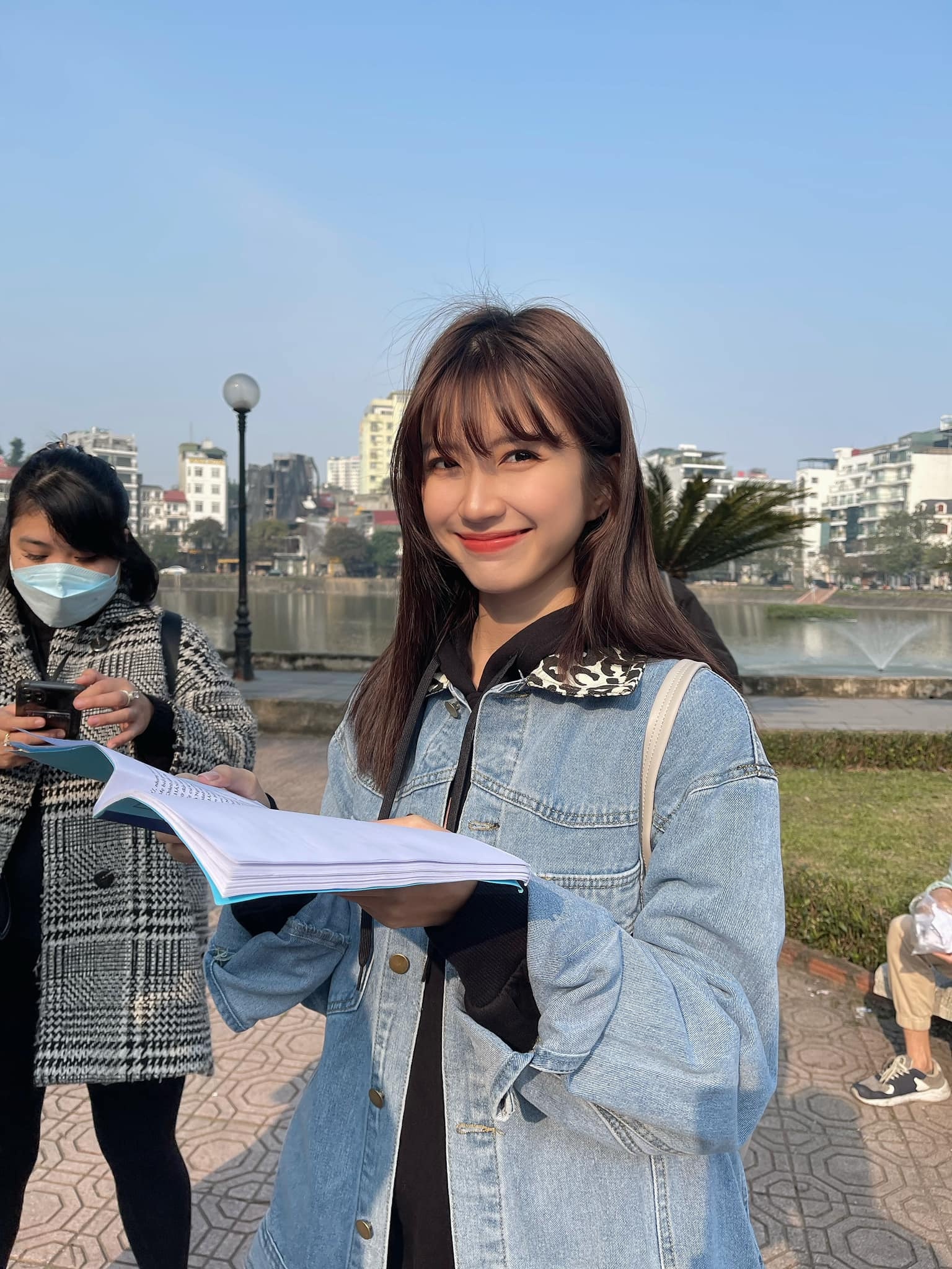 Thuong ngay nang ve hau truong anh 5