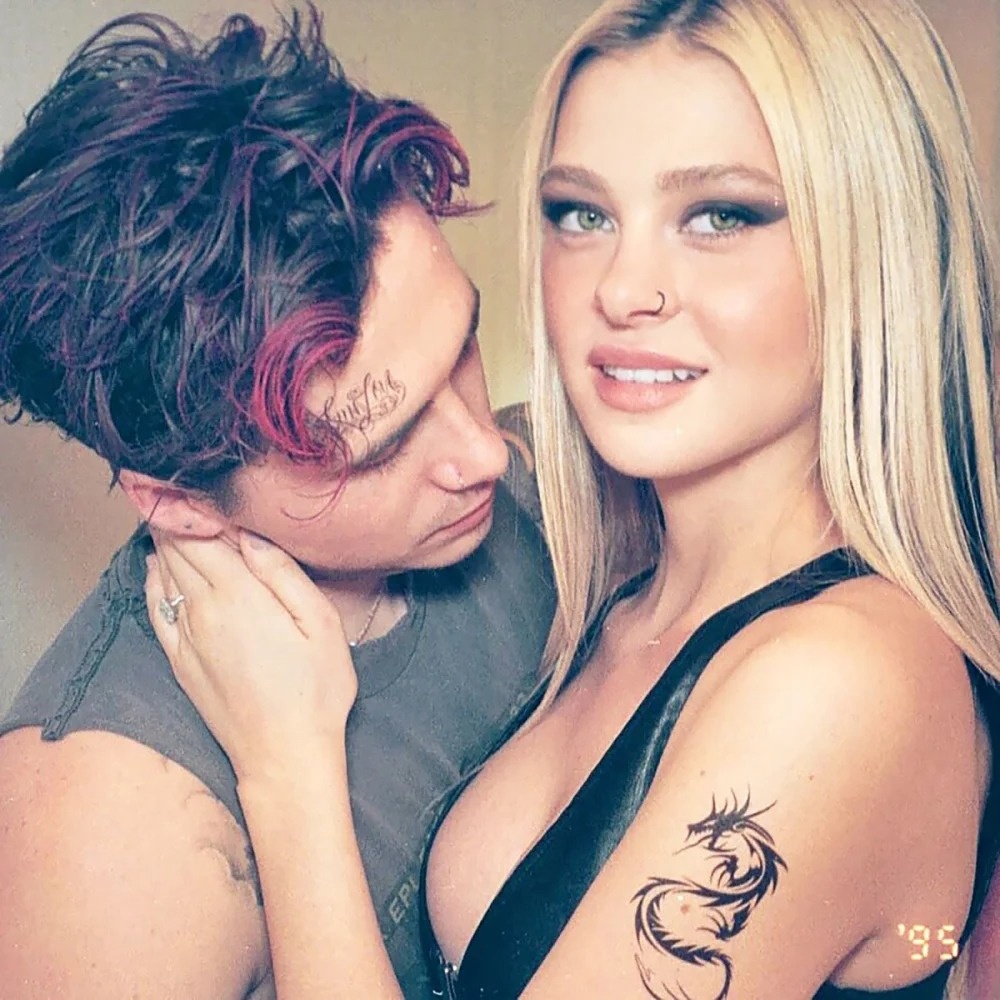 Brooklyn Beckham va Nicola Peltz cuoi anh 2