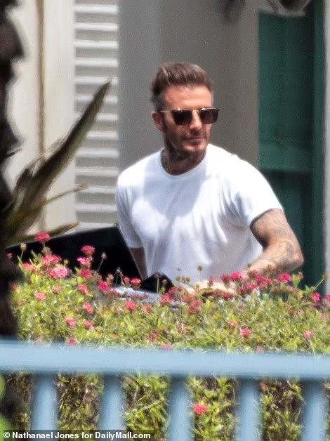 Brooklyn Beckham cuoi anh 2