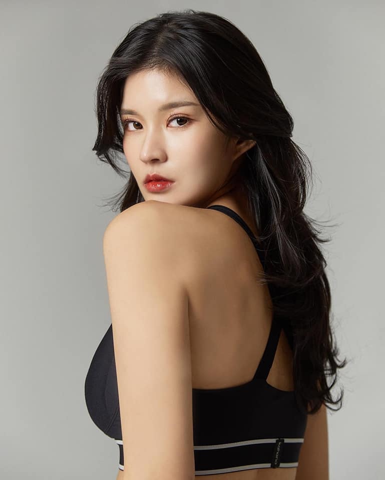 Hoa hau Hoan vu 2022 anh 6