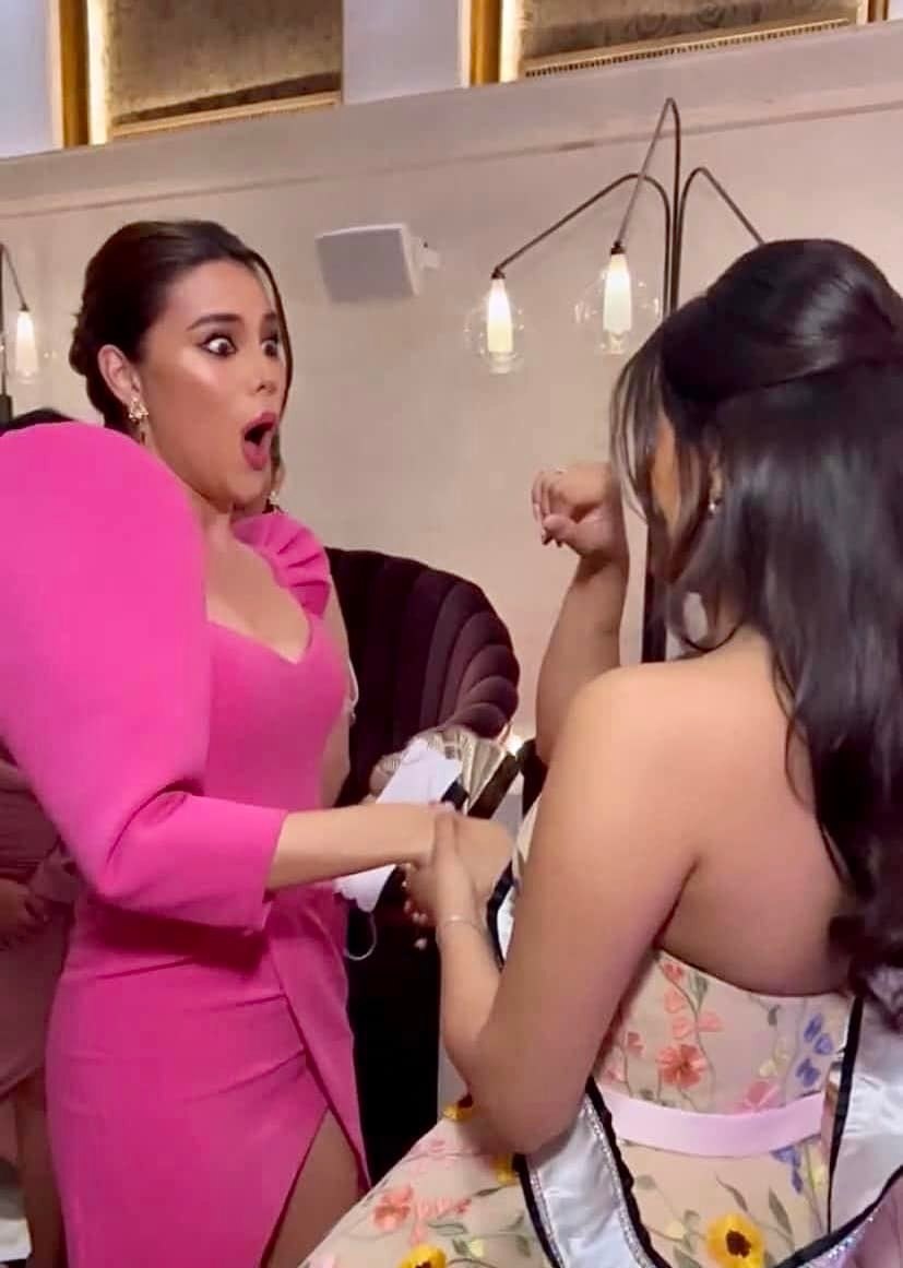 Hoa hau Hoan vu anh 2