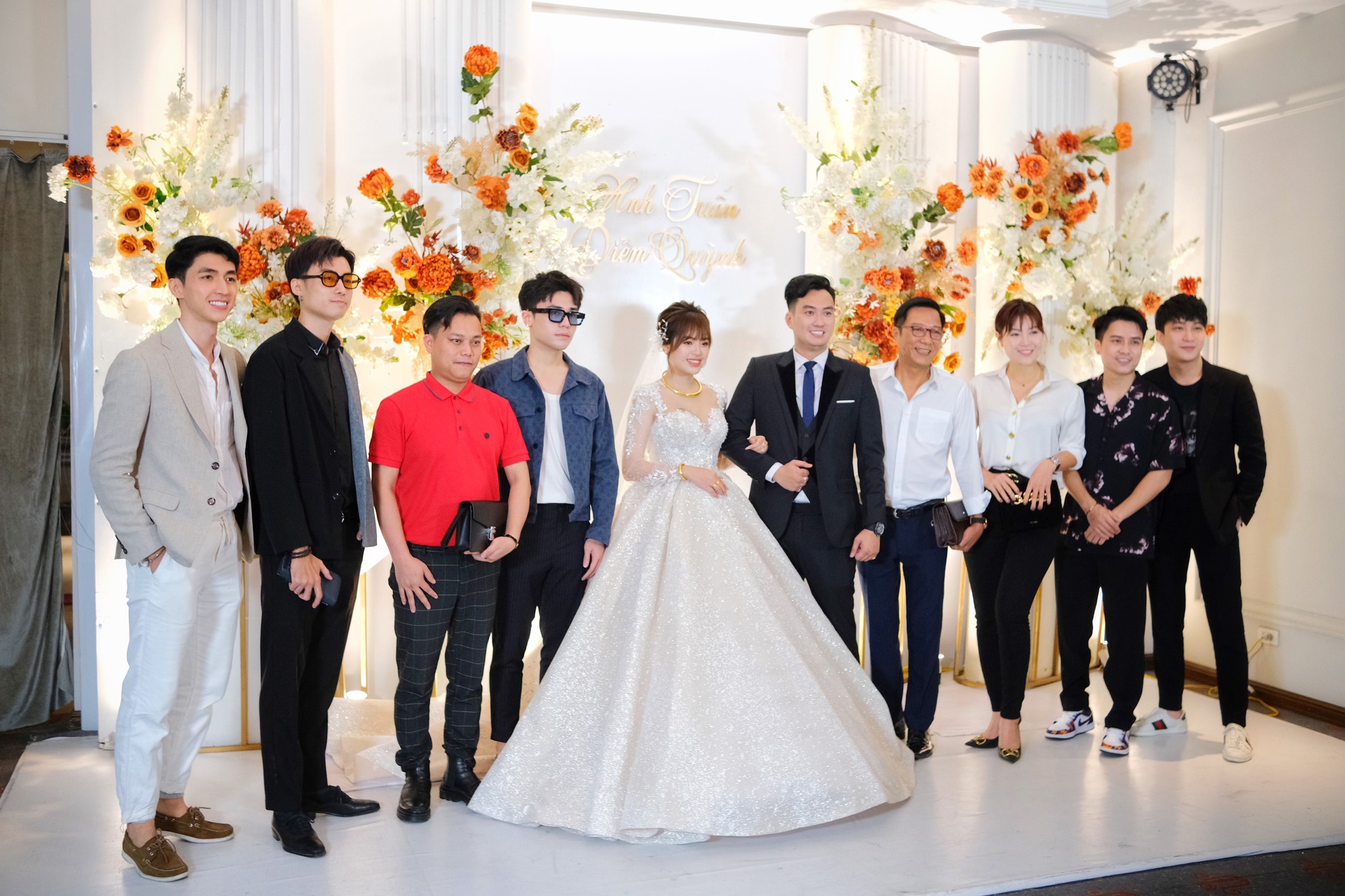 Dien vien Anh Tuan le cuoi anh 8