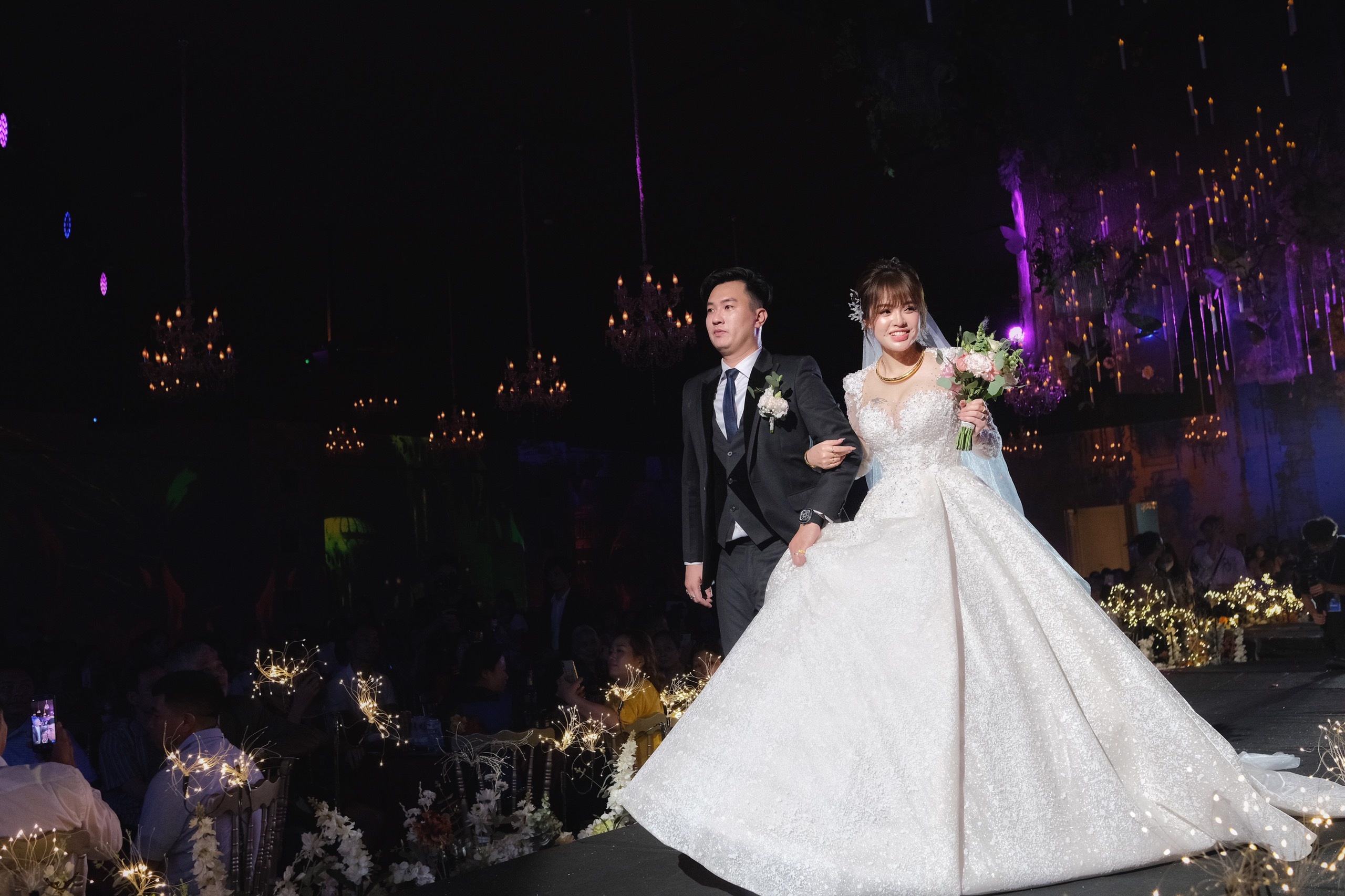 Dien vien Anh Tuan le cuoi anh 11