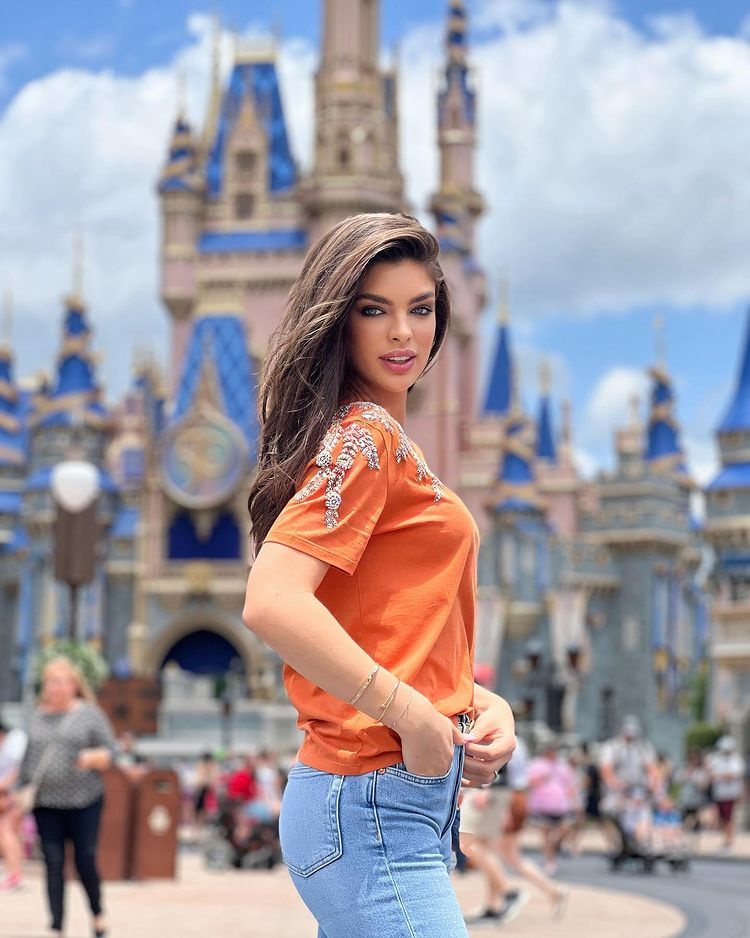 Marc Anthony Nadia Ferreira dinh hon anh 9