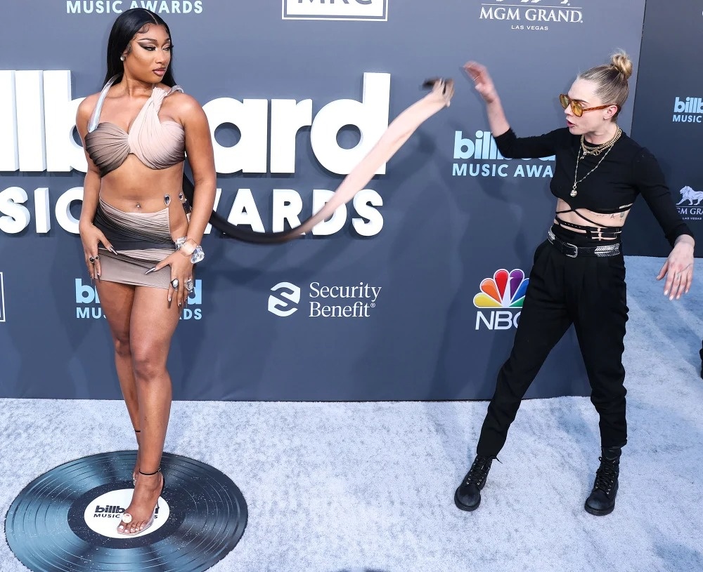 Cara Delevingne  Billboard Music Awards ảnh 3 Cara Delevingne  Billboard Music Awards anh 3