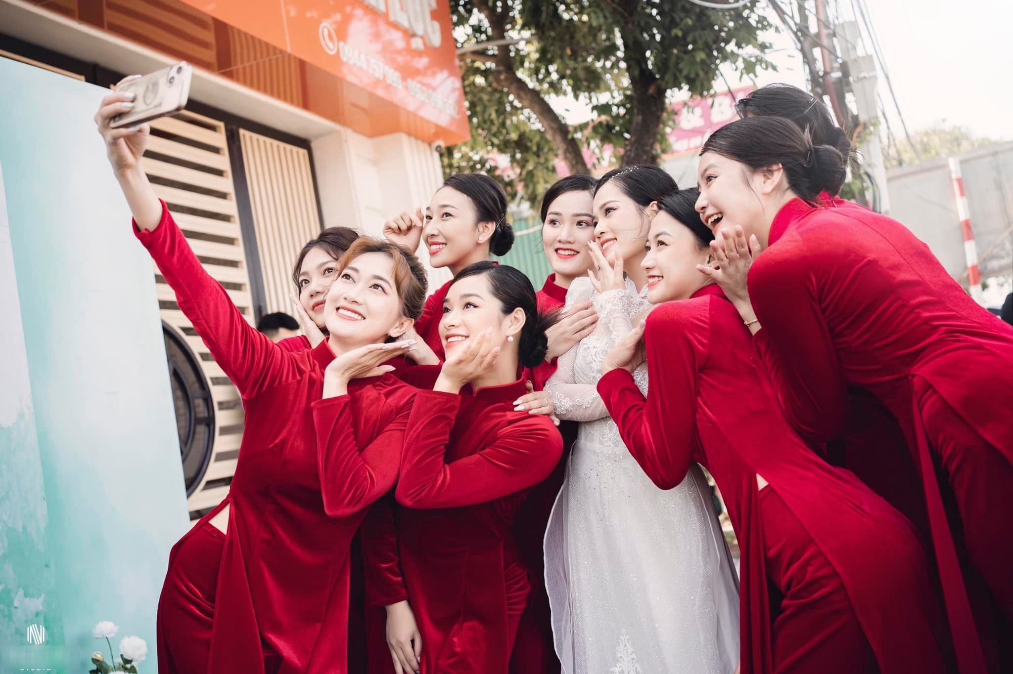 Anh Tu Huyen My cuoi anh 9