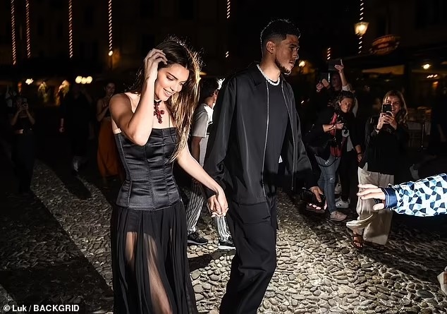 Kendall Jenner ban trai anh 1