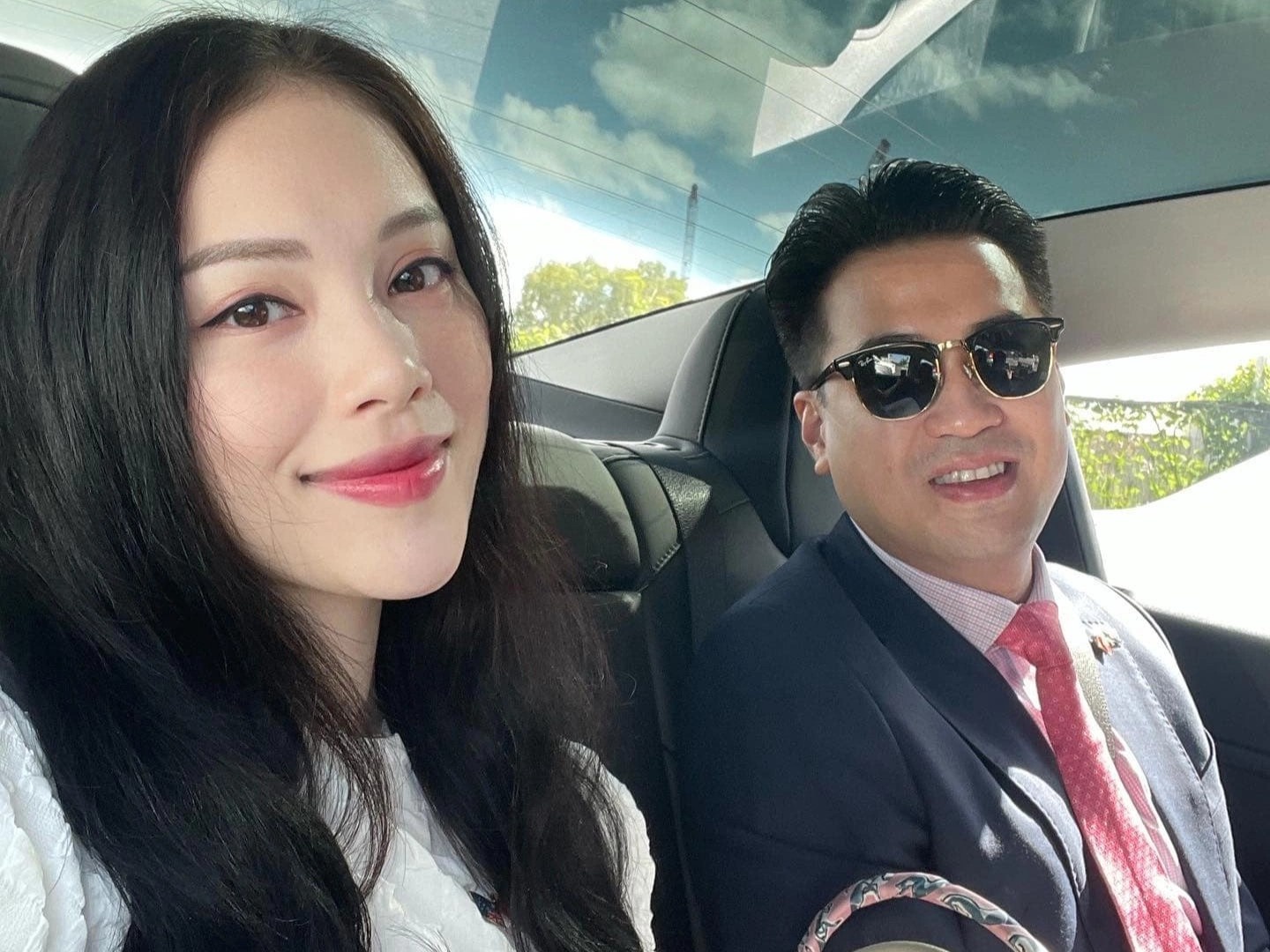 Ba nam yeu cua Linh Rin va Phillip Nguyen hinh anh