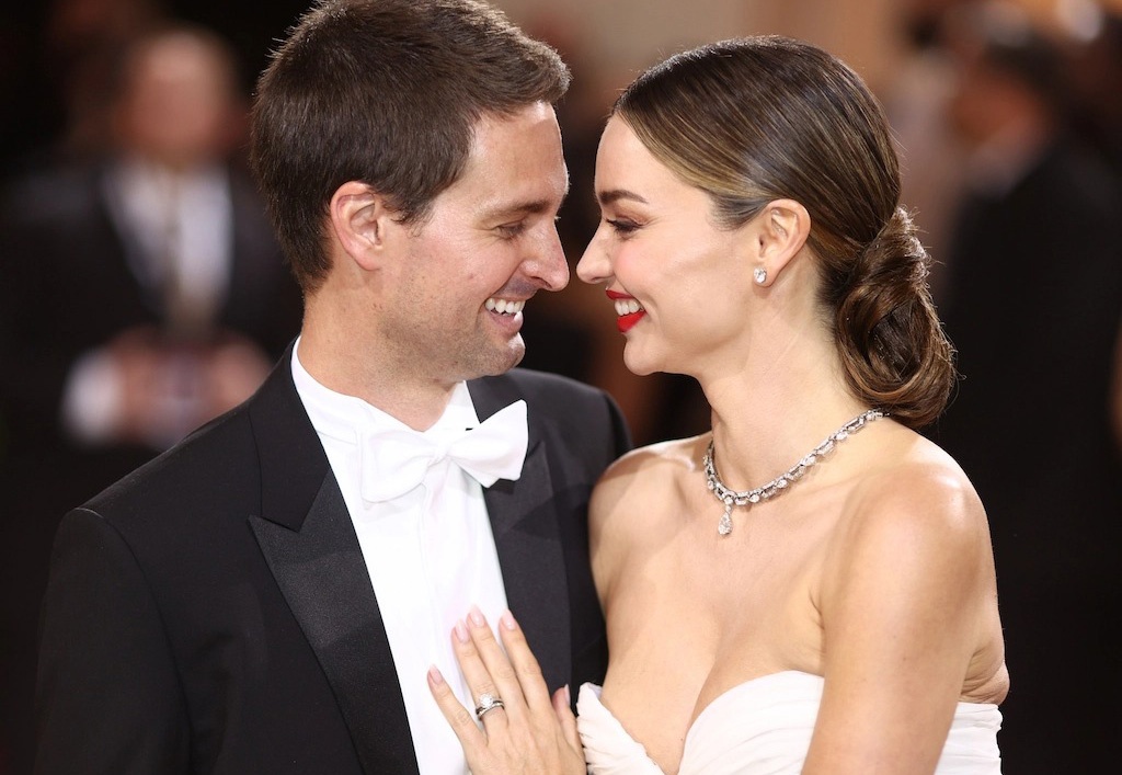 Miranda Kerr va chong ty phu ky niem 5 nam ngay cuoi hinh anh